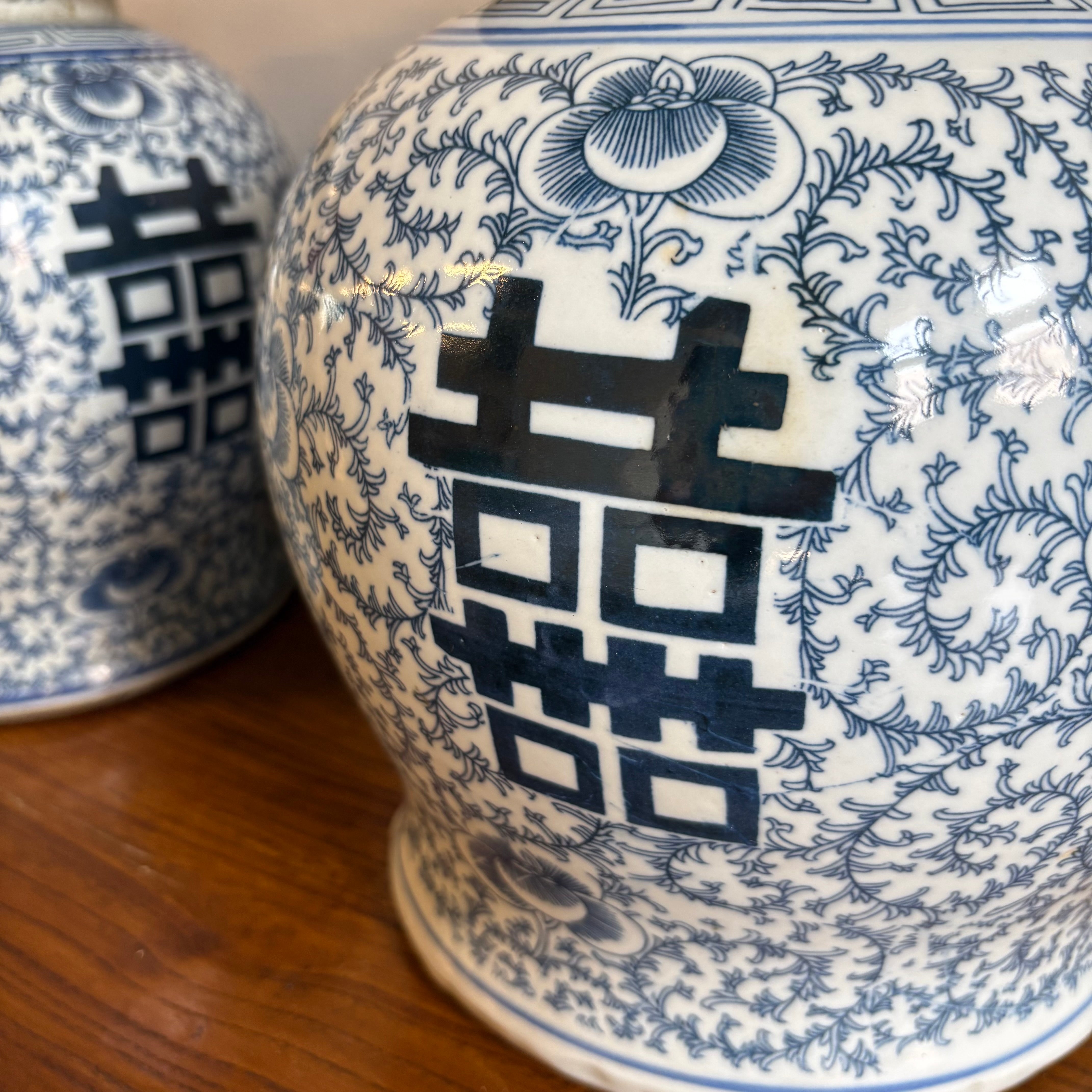 VASO CINESE DECORATO CON COPERCHIO