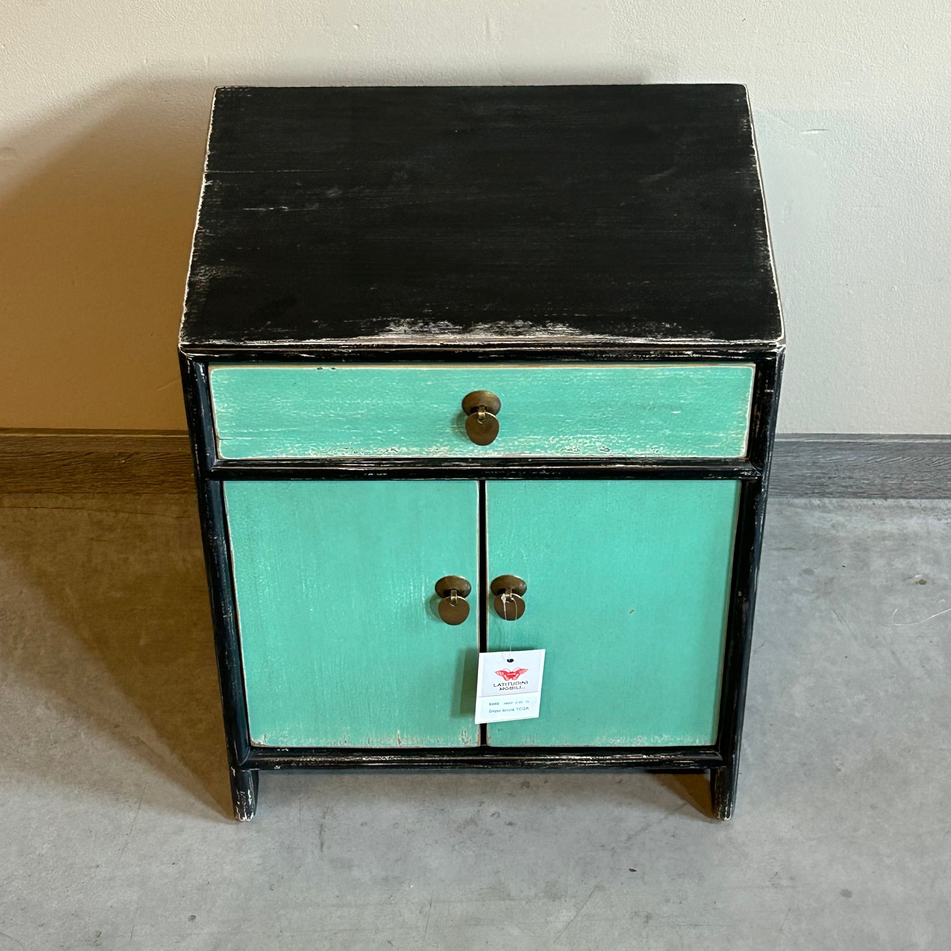 COMODINO CINESE LACCATO