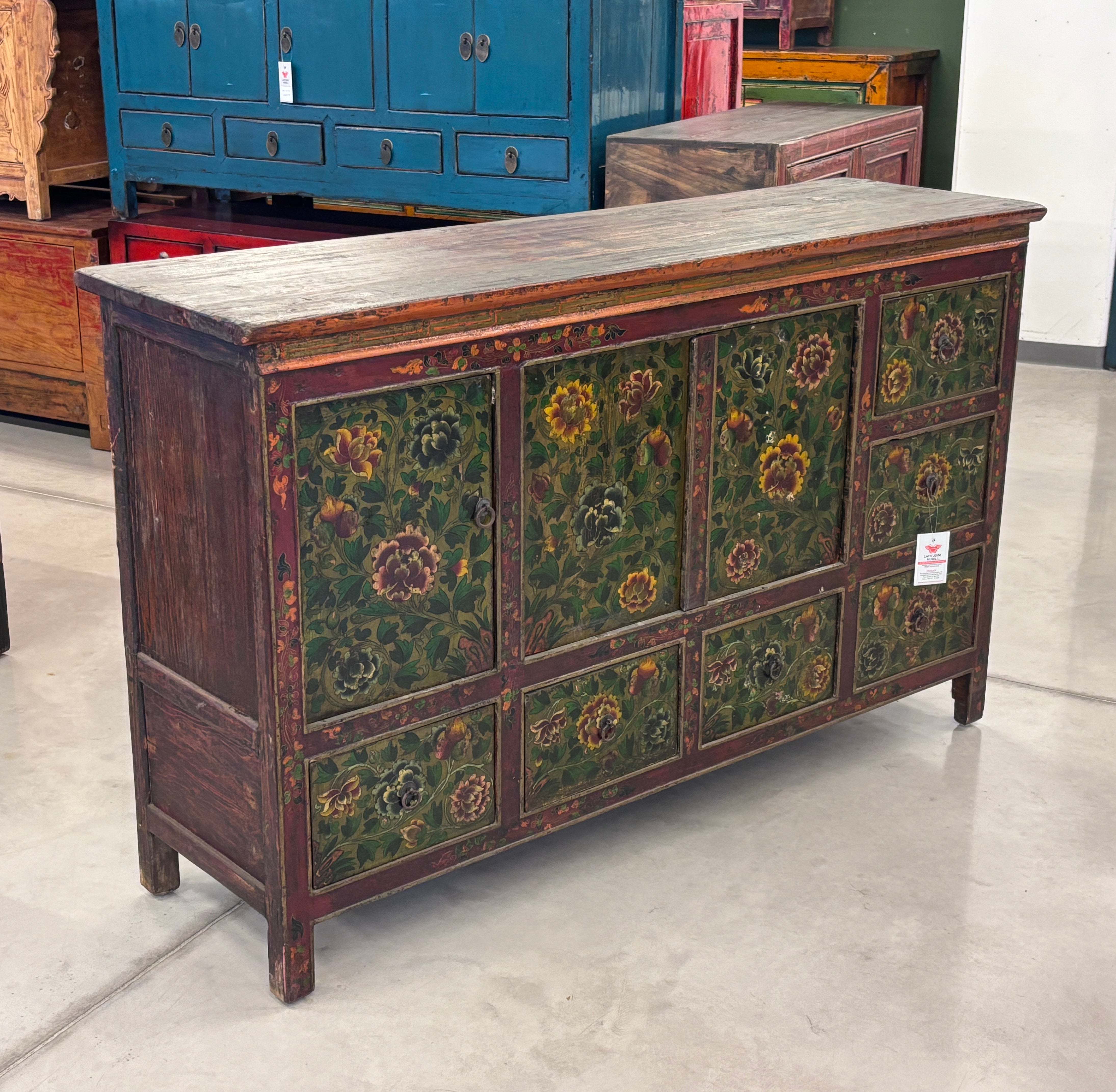CREDENZA TIBET