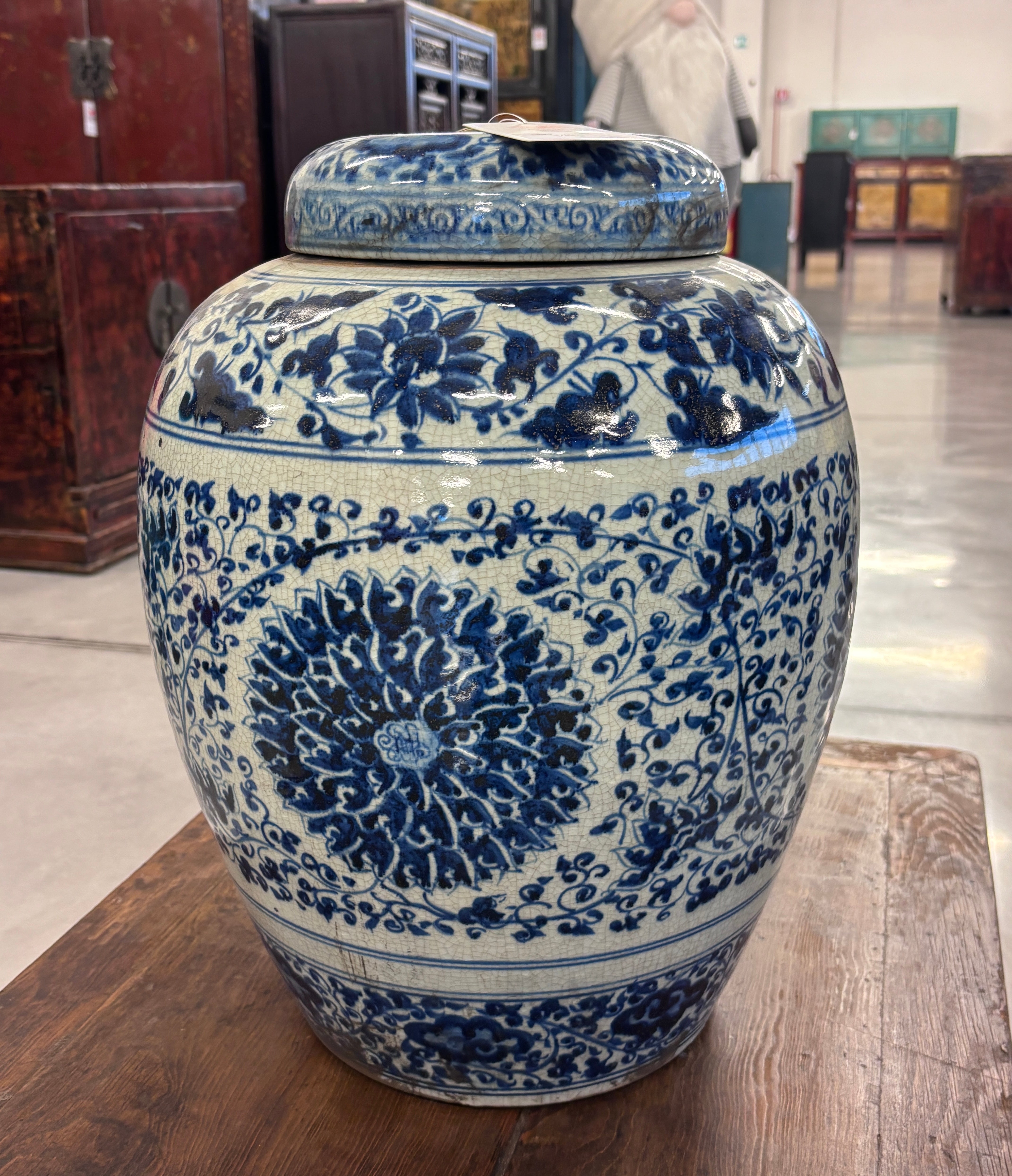 VASO CINESE STONDATO CON COPERCHIO