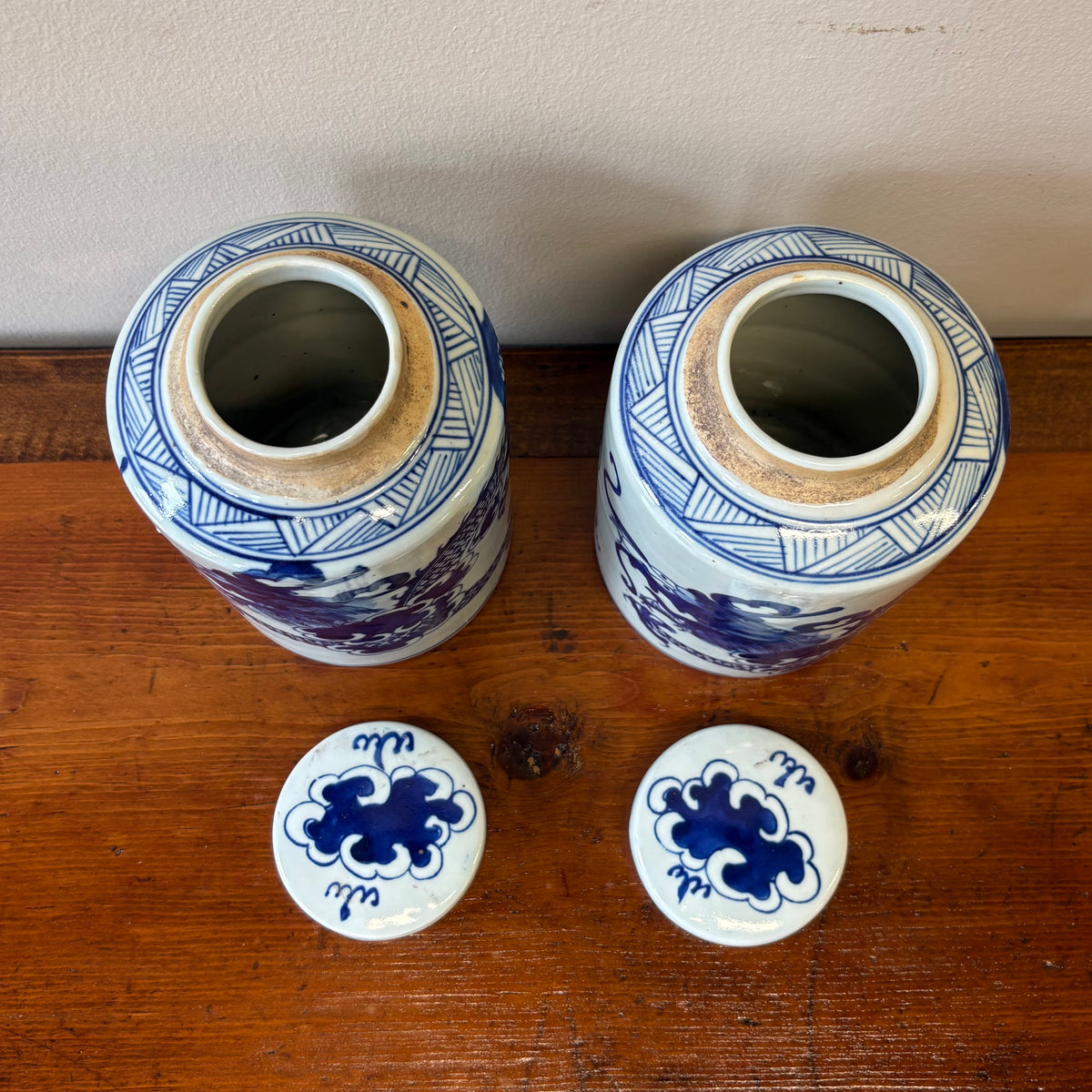 VASO CINESE IN CERAMICA DECORATA