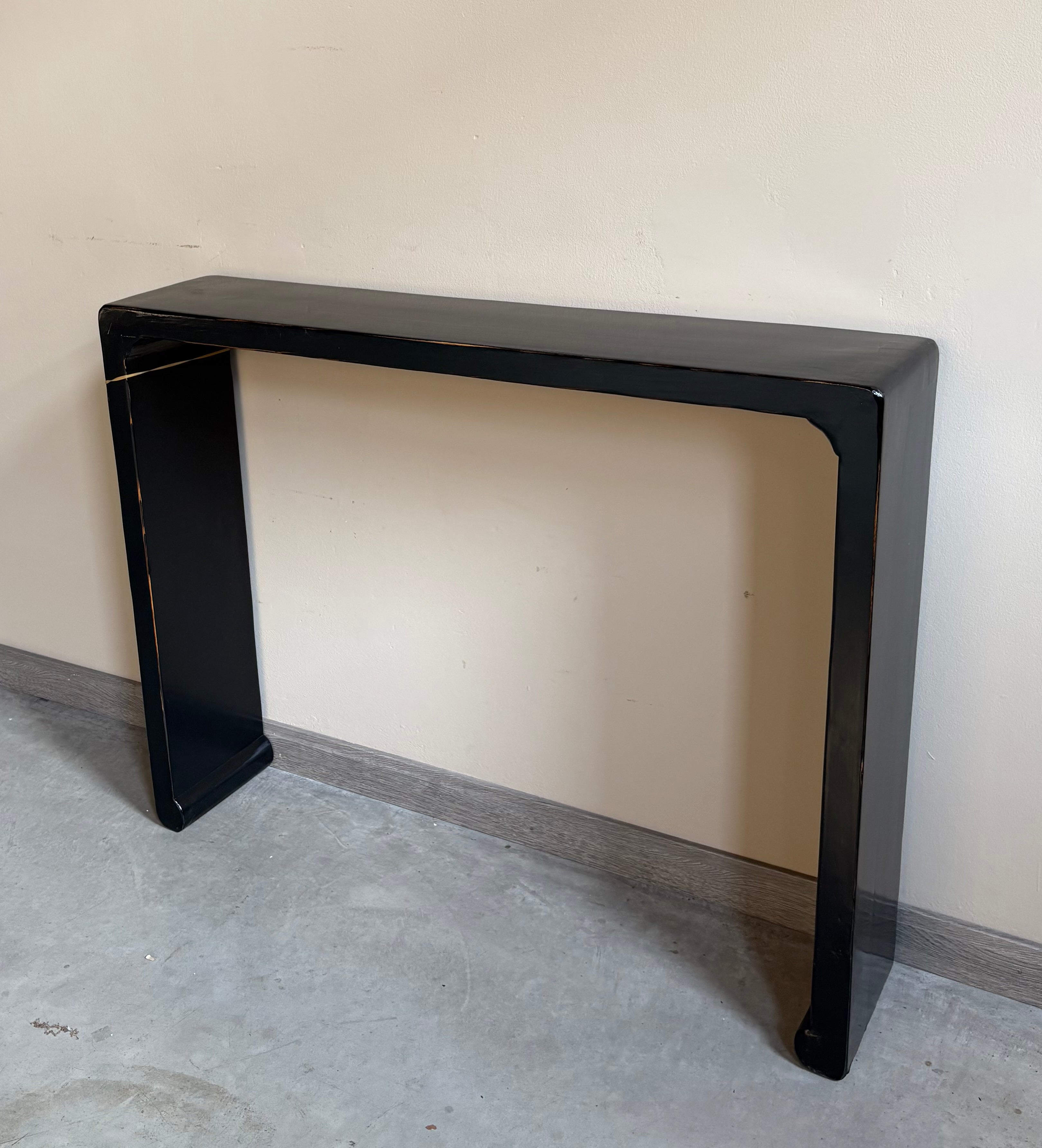 CONSOLLE CINESE RIGOROSA LACCA