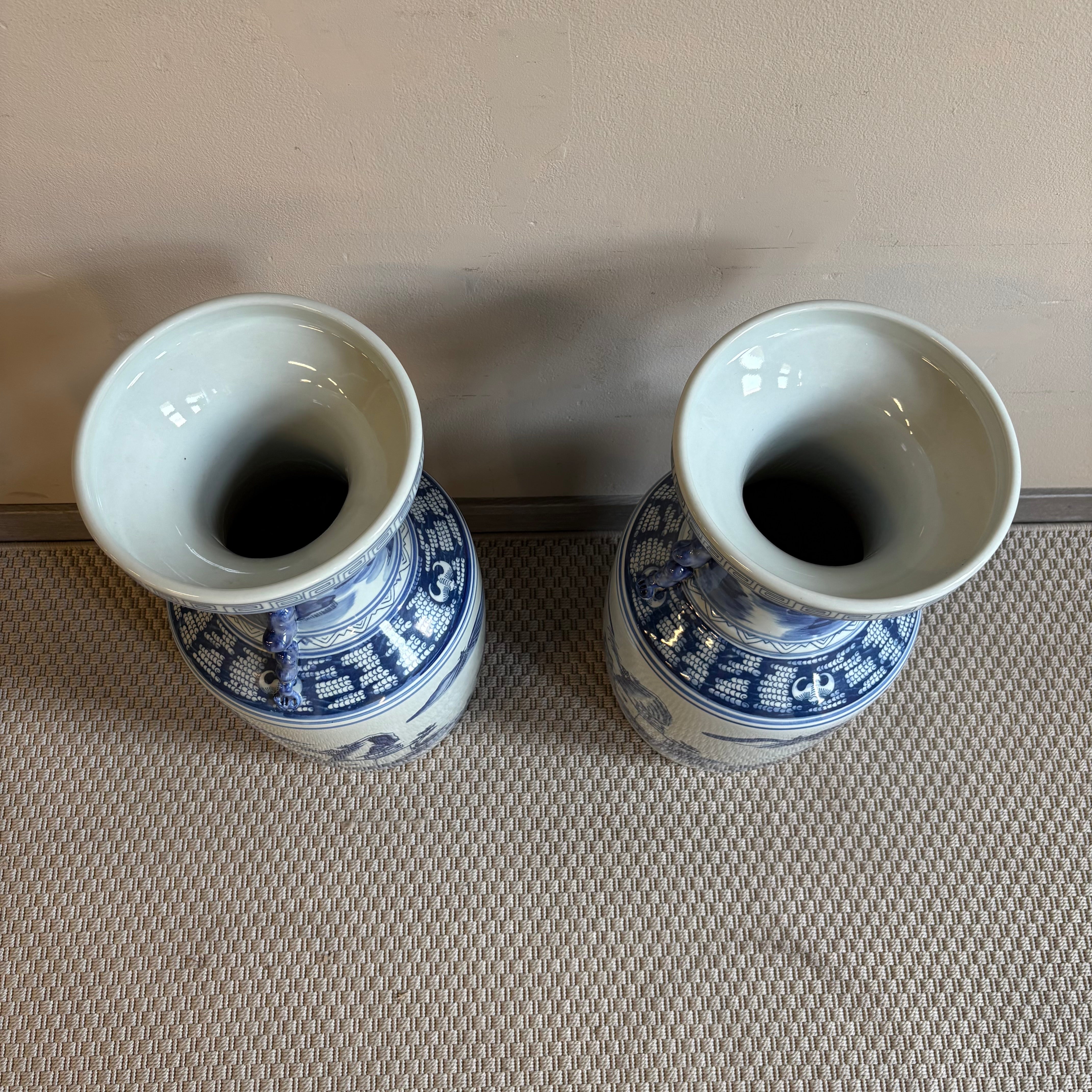 VASO CINESE AD ANFORA IN CERAMICA DECORATA