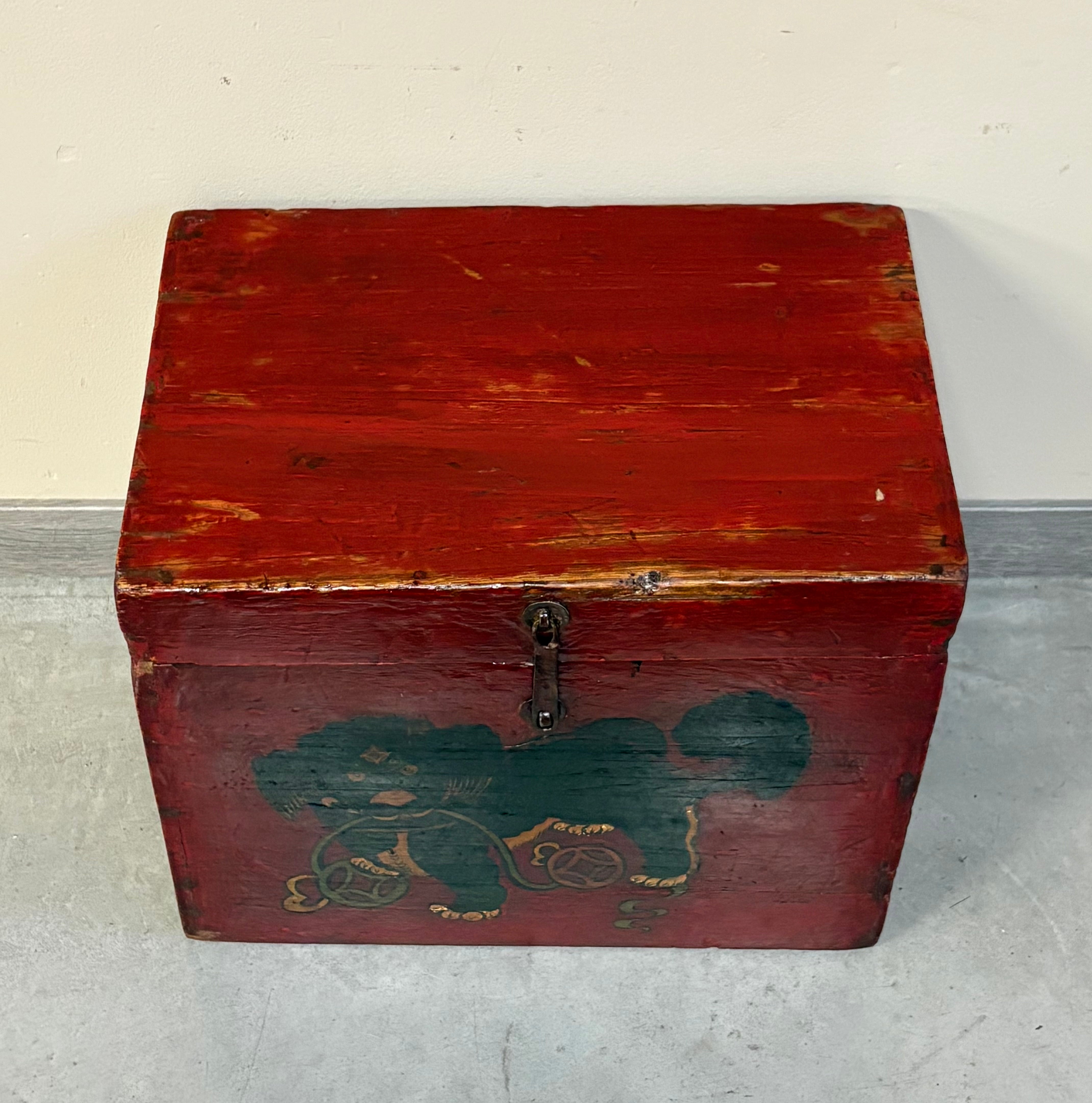 BAULETTO MONGOLIA RAFFIGURAZIONE LEONCANE