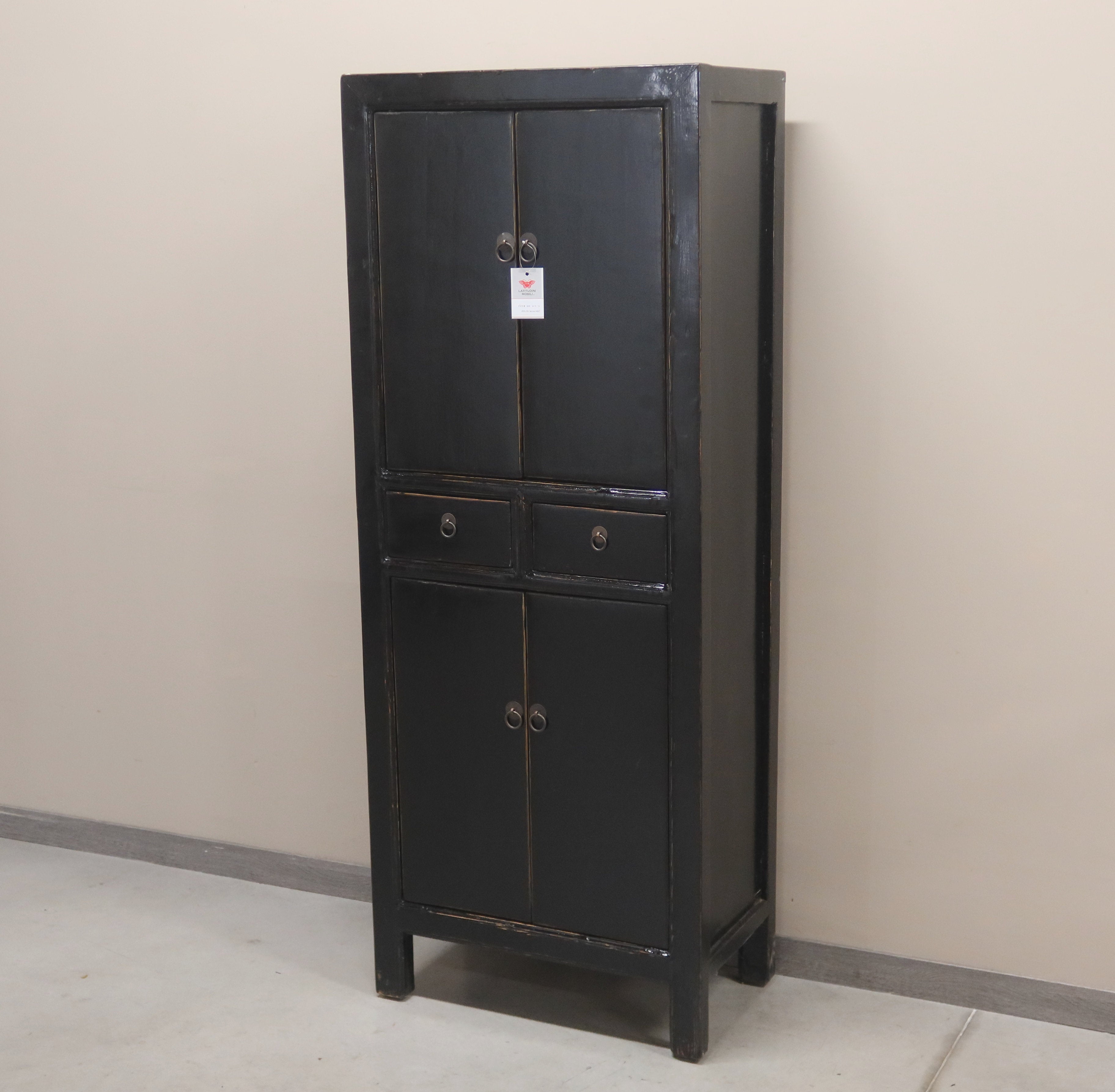 ARMADIETTO STRETTO LACCA NERA