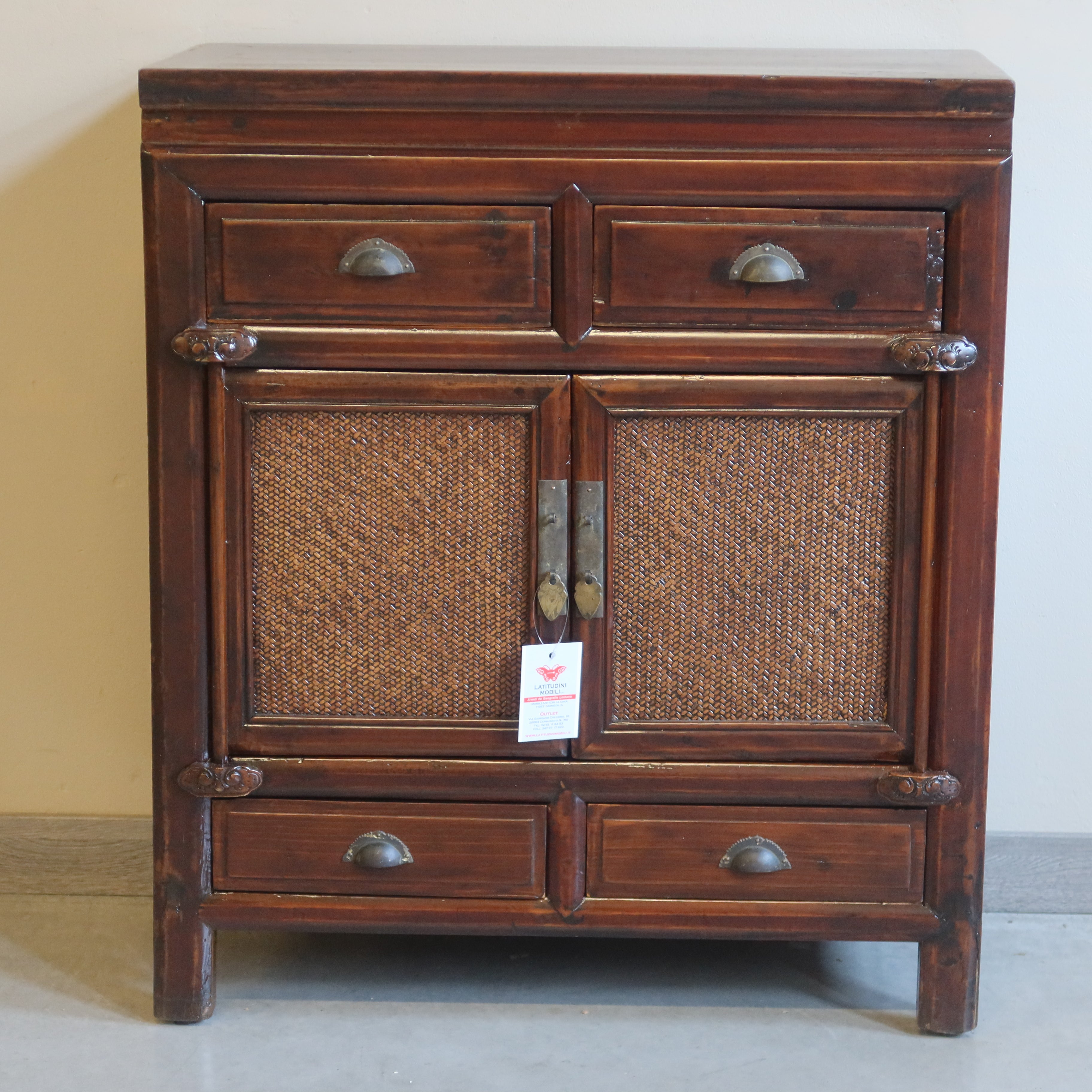 CREDENZINO OLMO CINESE ANTE IN RATTAN