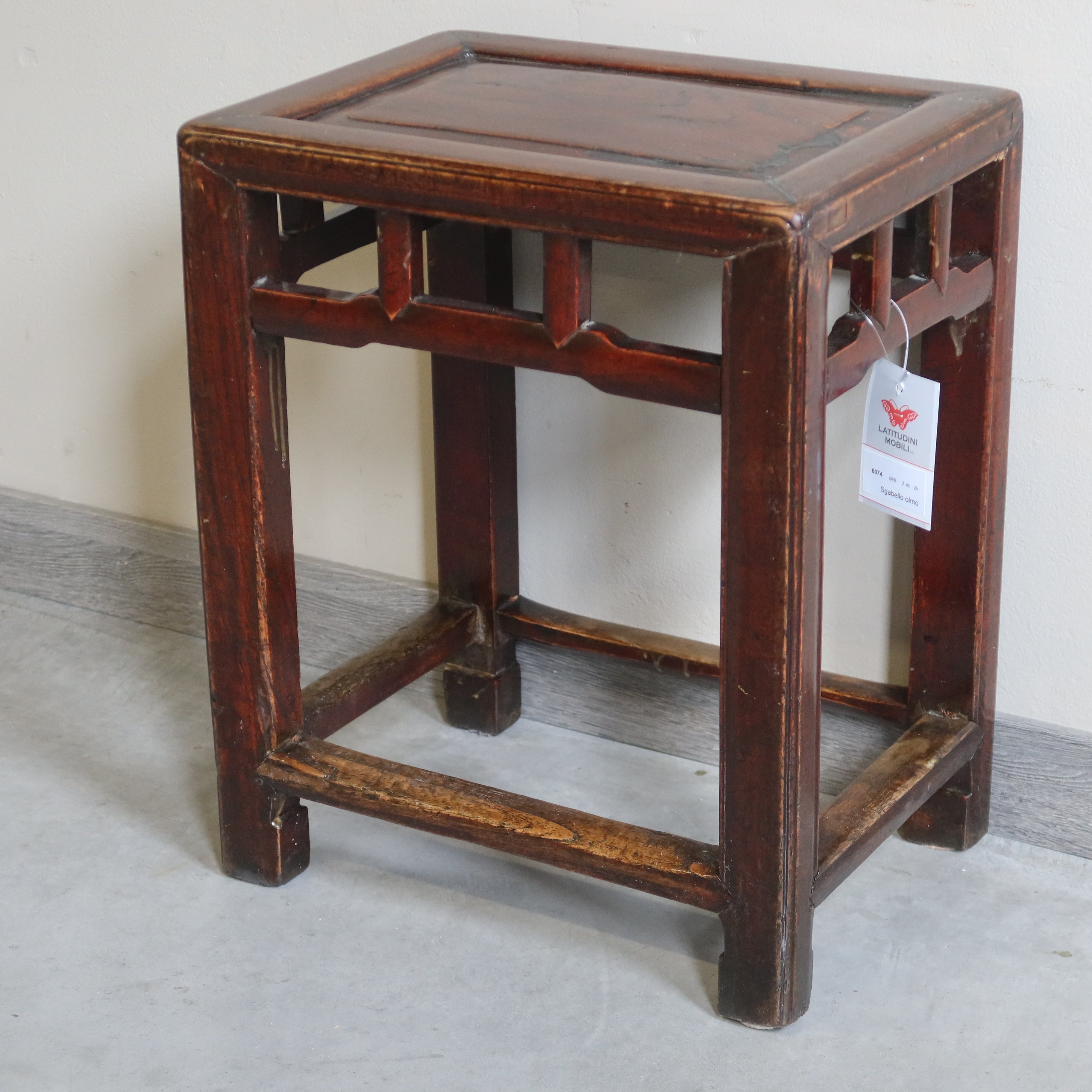SGABELLO RETTANGOLARE OLMO CINESE
