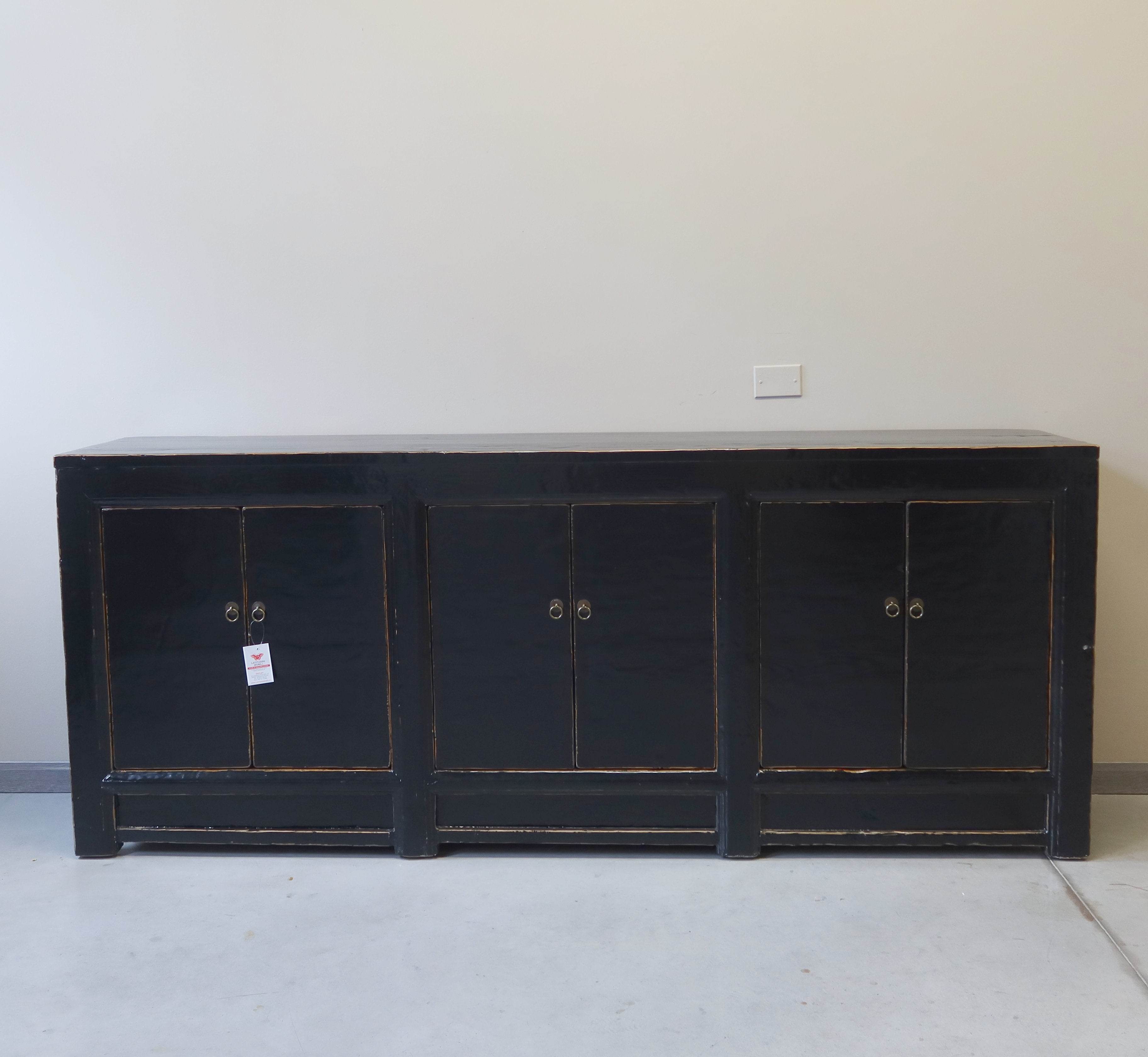 CREDENZA CINESE LACCA NERA 6 ANTE
