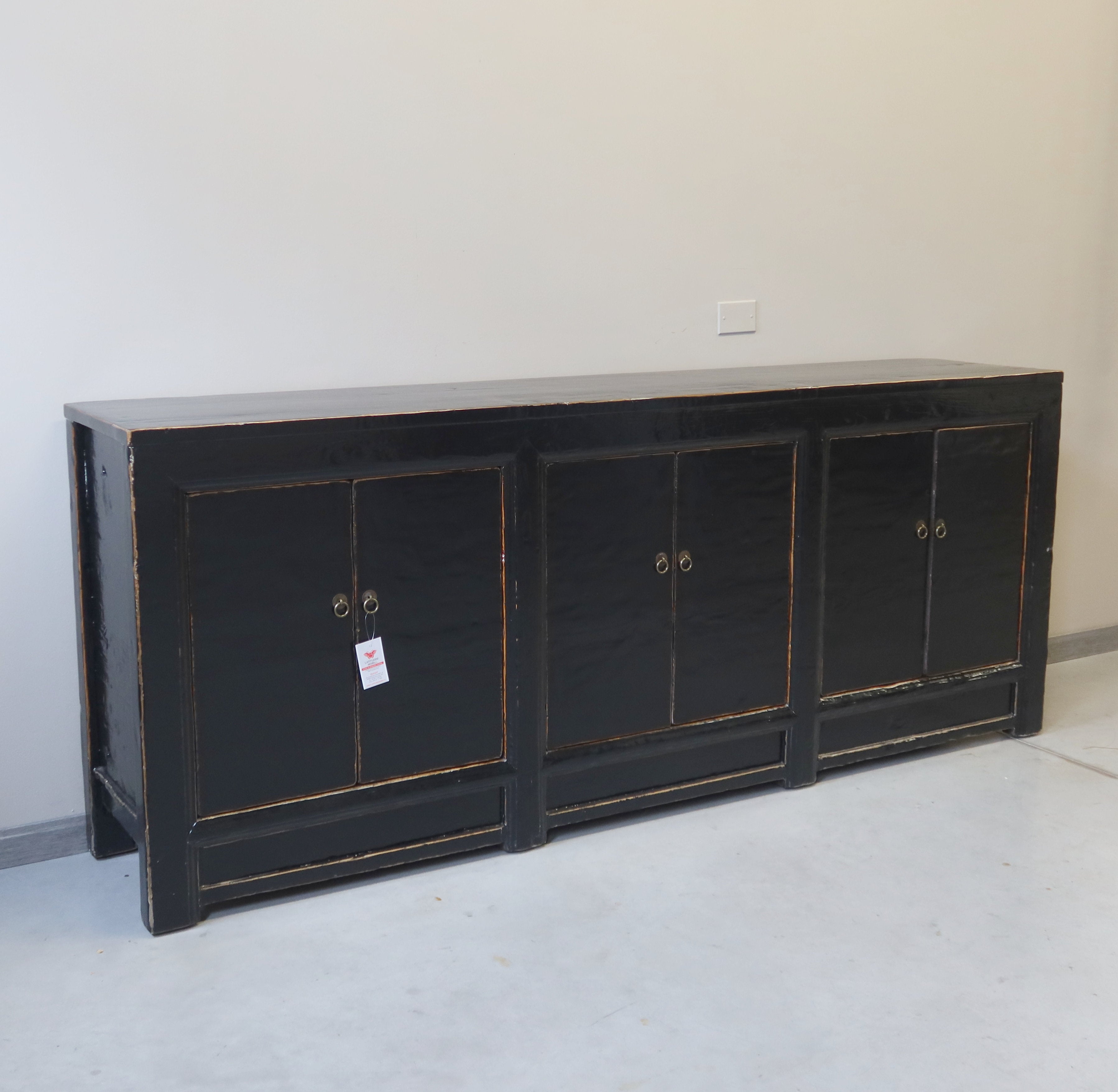 CREDENZA CINESE LACCA NERA 6 ANTE