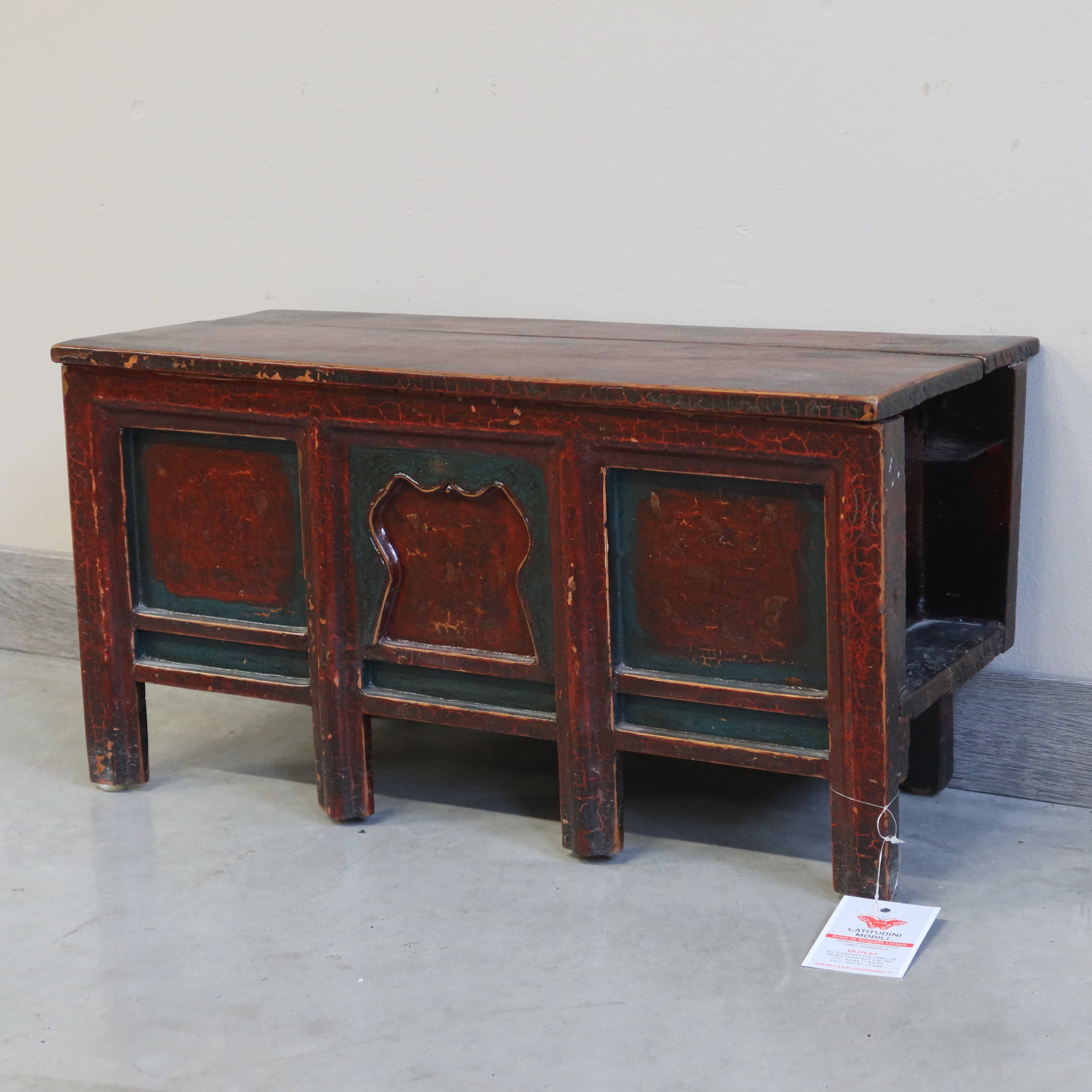 PICCOLO STIPETTO APERTURA DALL'ALTO