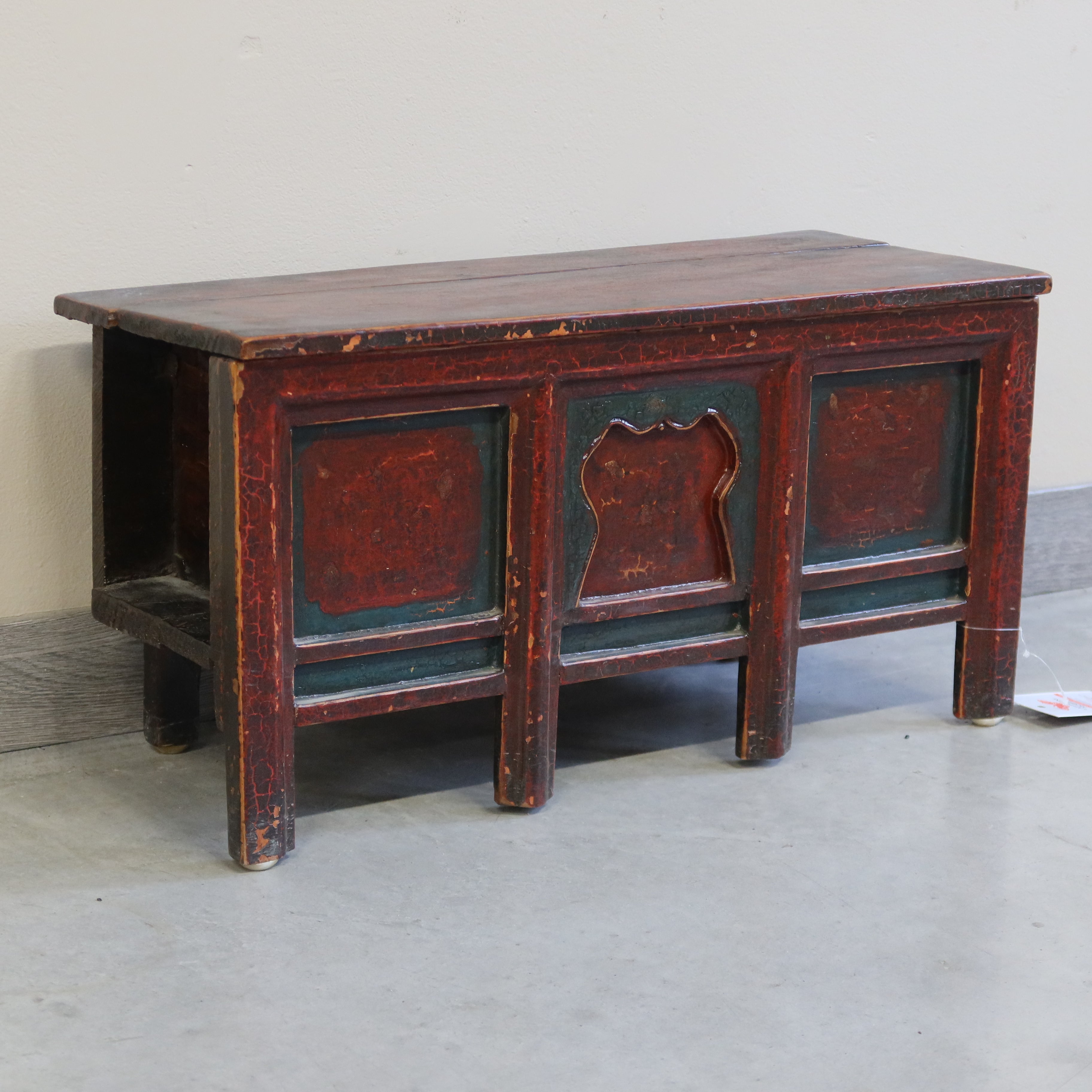 PICCOLO STIPETTO APERTURA DALL'ALTO