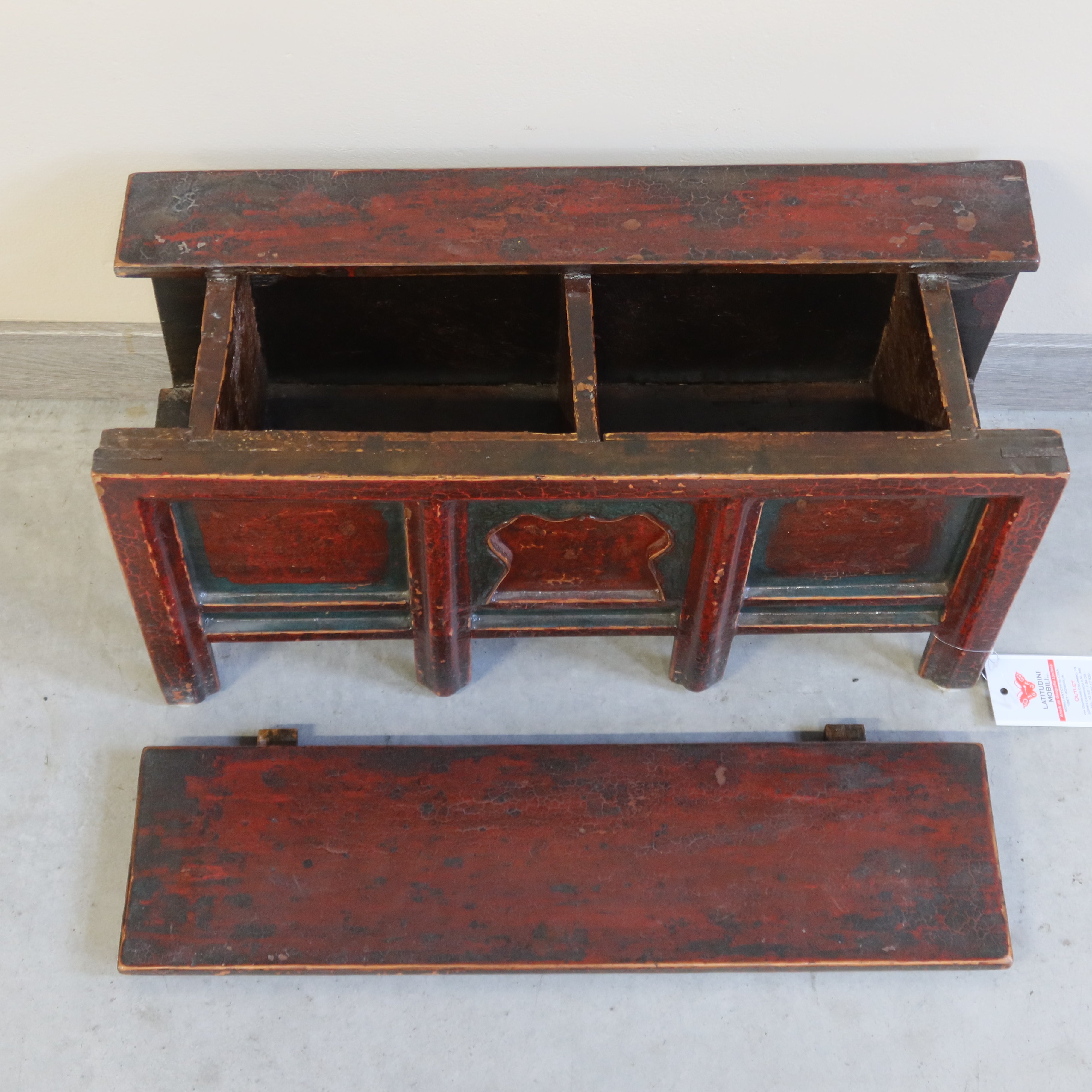 PICCOLO STIPETTO APERTURA DALL'ALTO