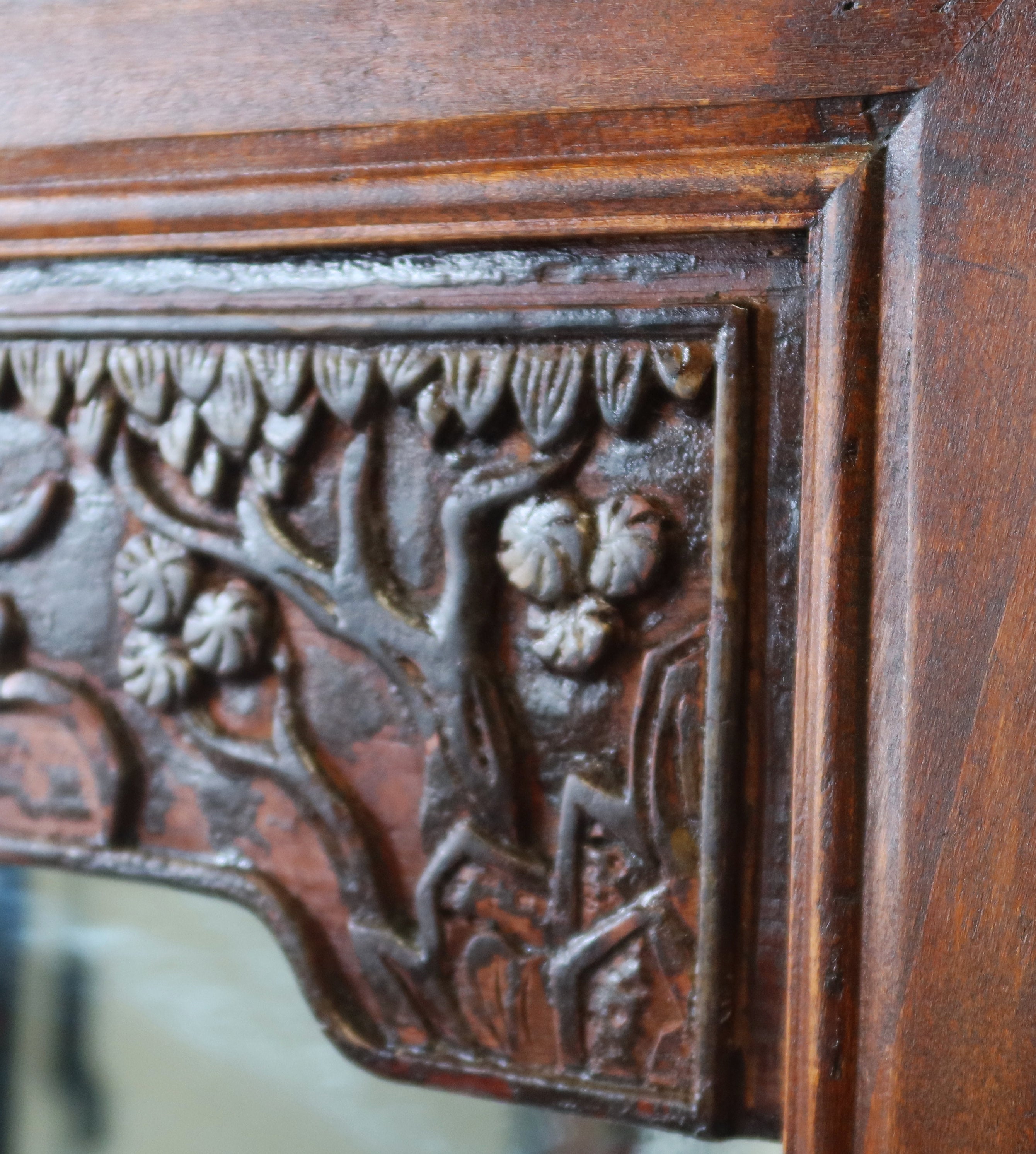 CORNICE ANTICA CON SPECCHIO