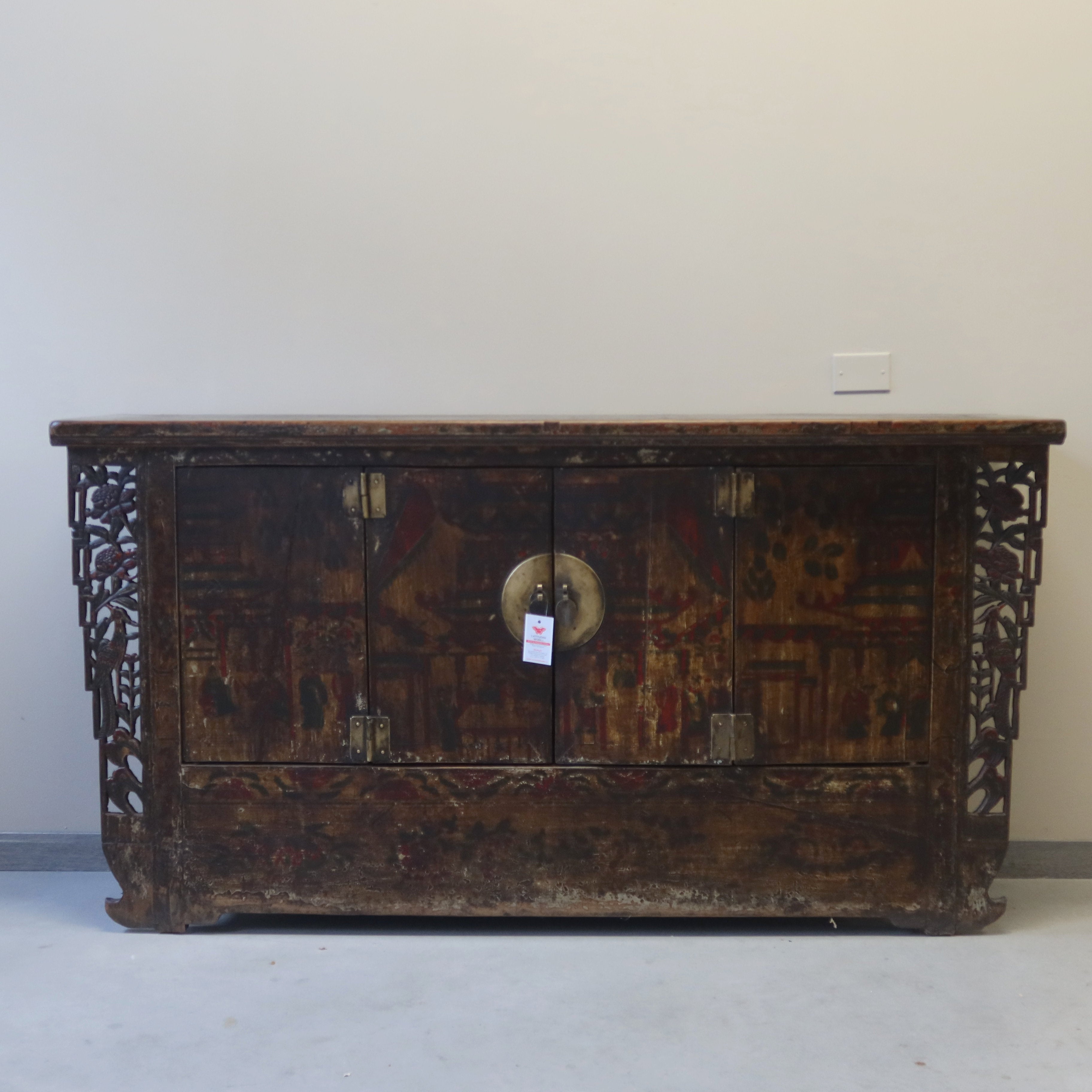 CREDENZA GANZU DEC LIEVE ALI INTAGLIATE