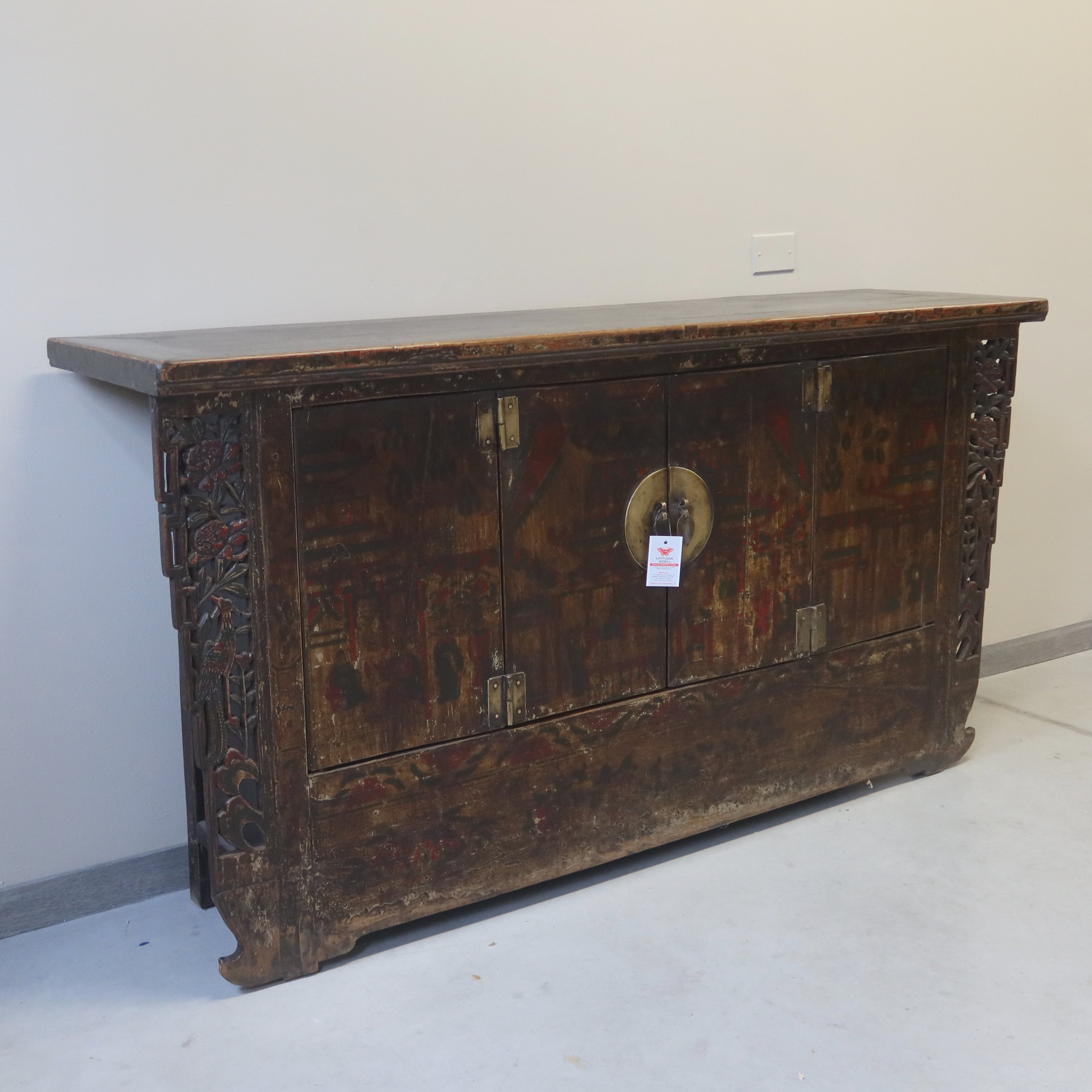 CREDENZA GANZU DEC LIEVE ALI INTAGLIATE
