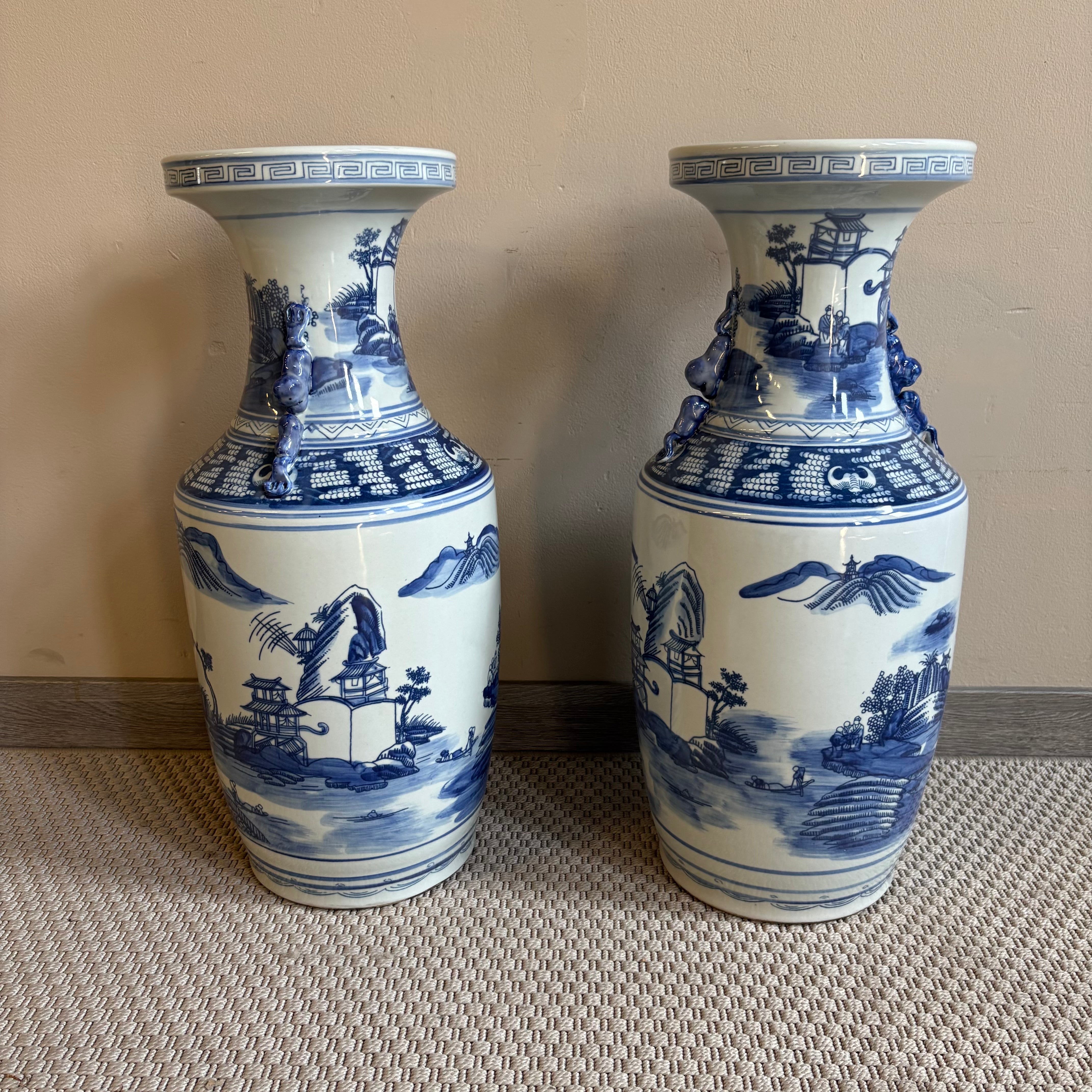 VASO CINESE AD ANFORA IN CERAMICA DECORATA