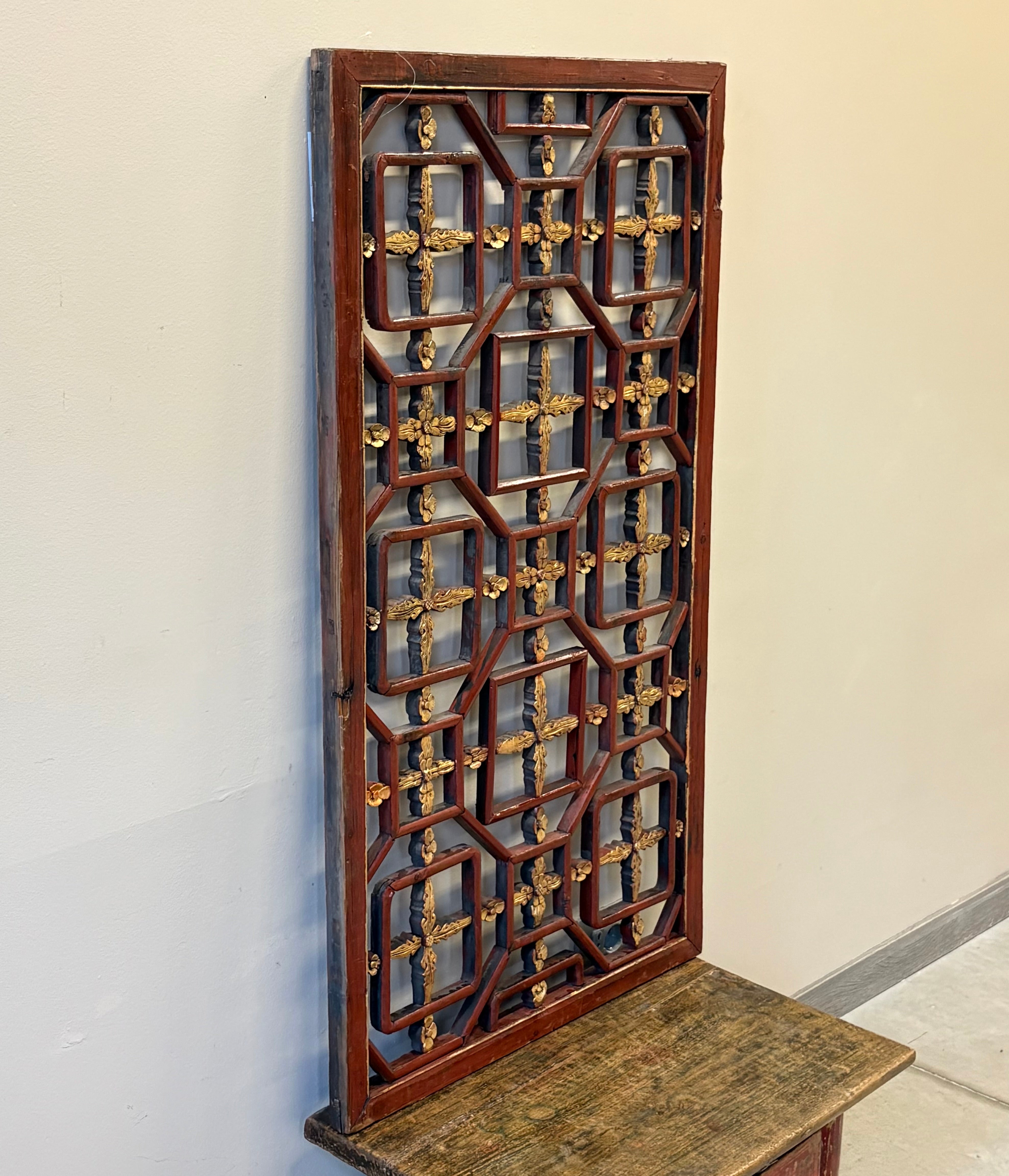 PANNELLO LIGNEO A GRATA GEOMETRICA