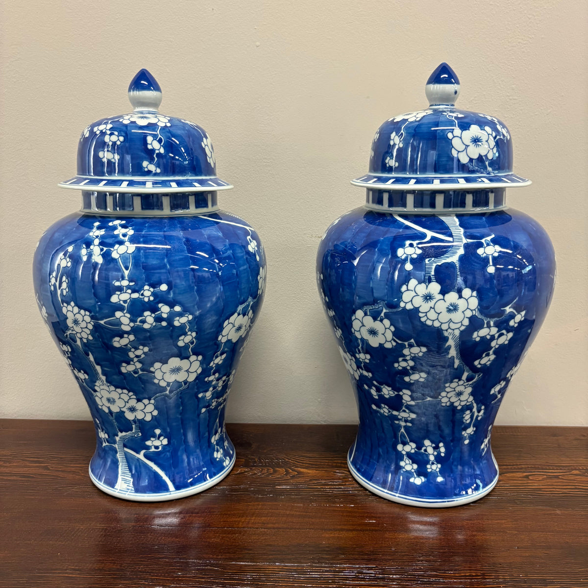 VASO CINESE AD ANFORA IN CERAMICA BLU