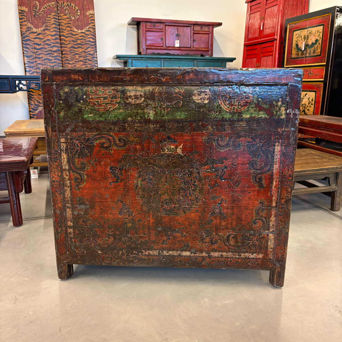 CREDENZA MONGOLIA APERTURA LATERALE FRONTE DECORATO