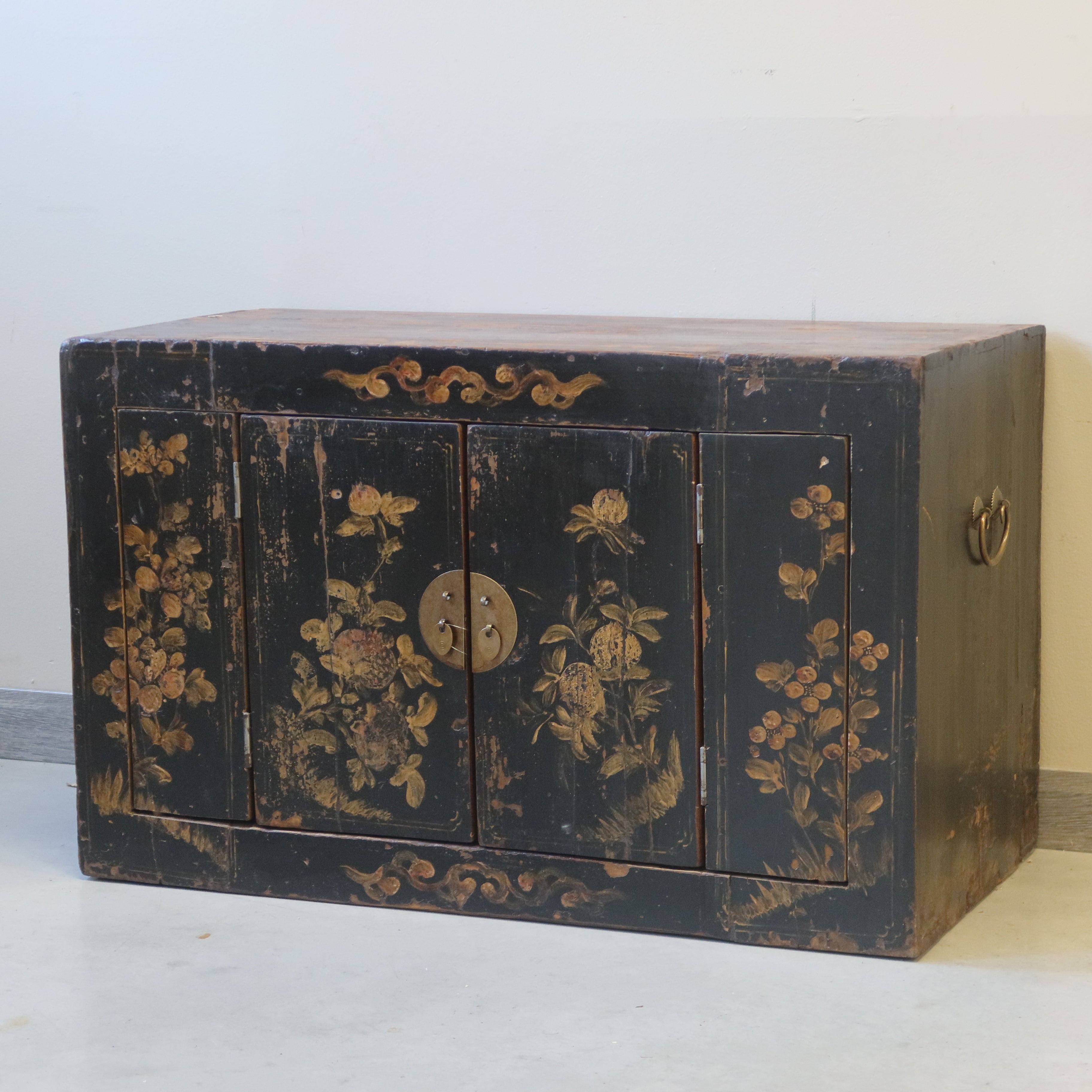BAULE CINESE DEL GANZU APERT FRONTALE