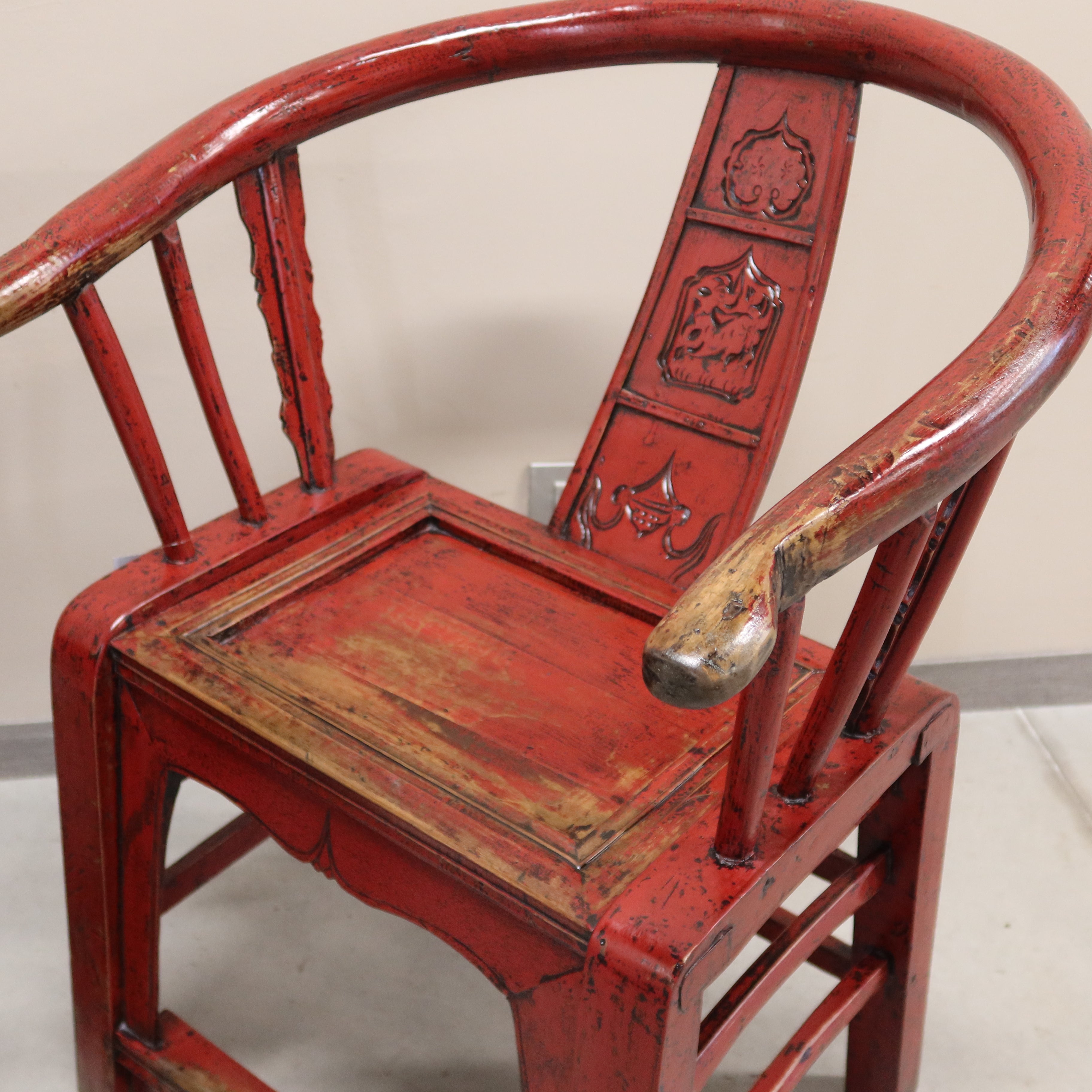 SEDIA CINESE A POZZETTO LACCA ROSSA