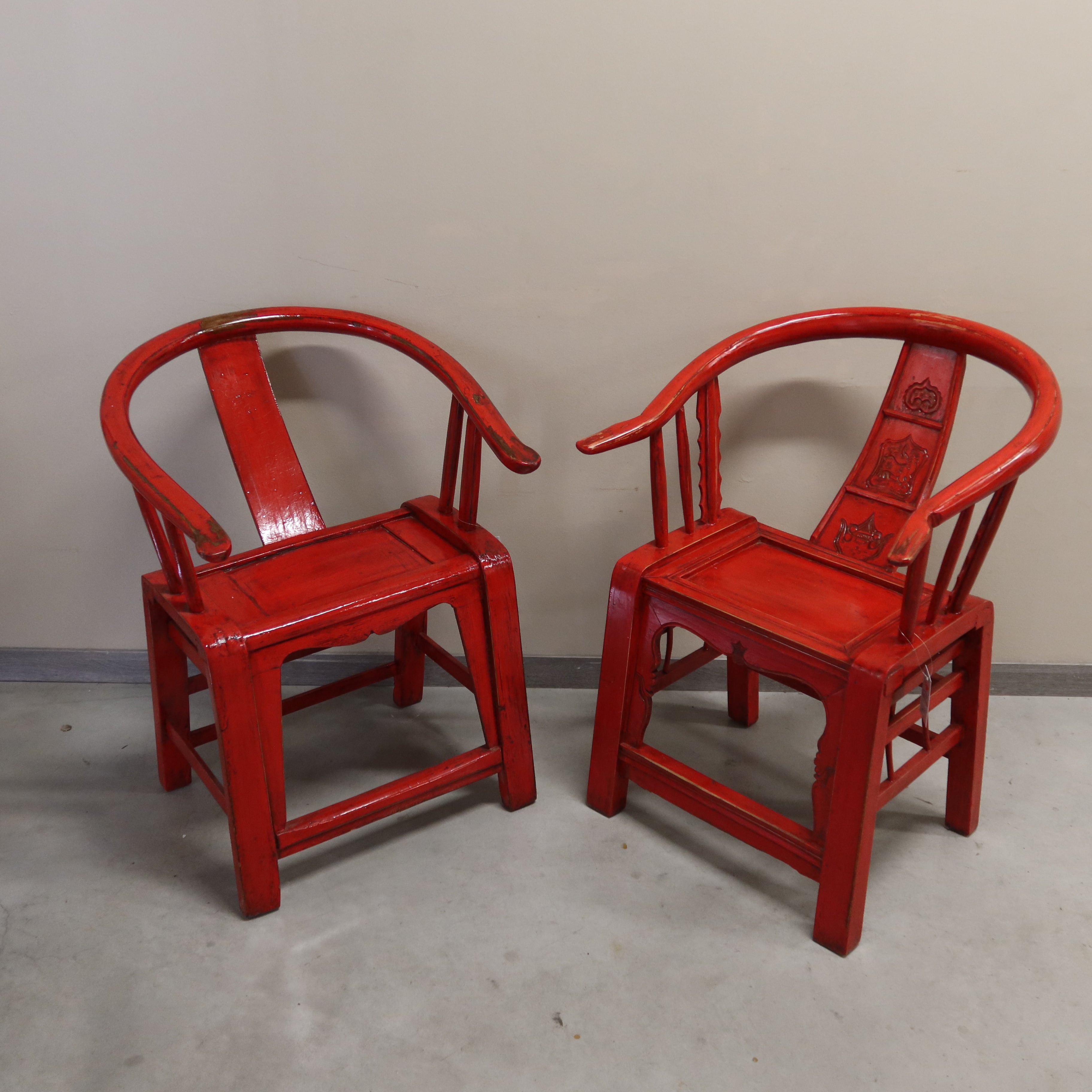 SEDIA CINESE A POZZETTO LACCA ROSSA
