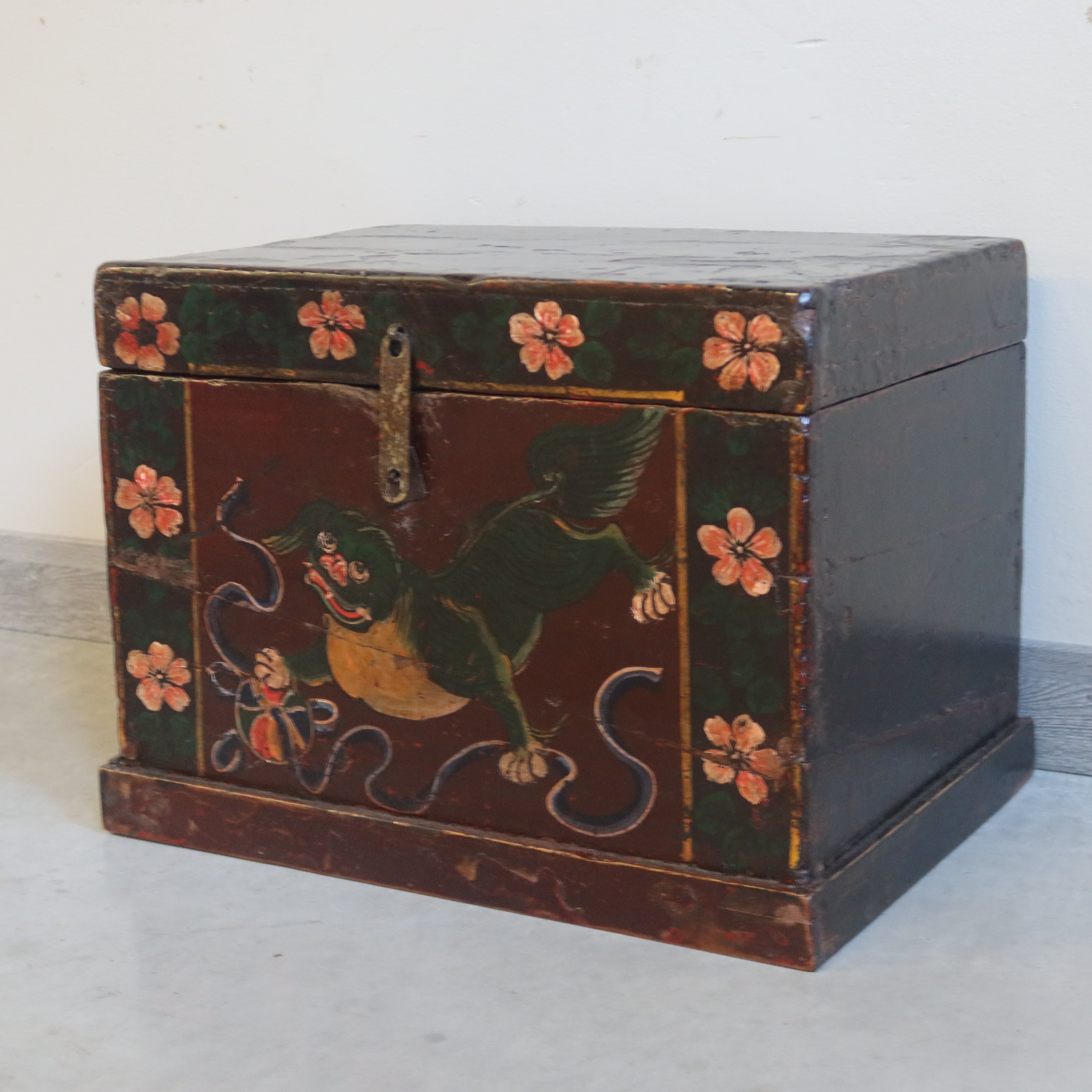 BAULETTO MONGOLIA DECORATO