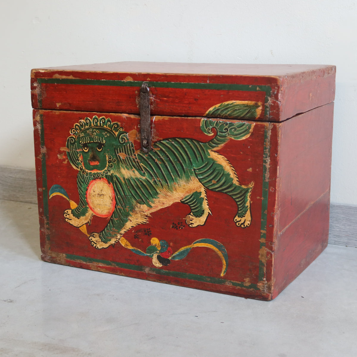 BAULETTO MONGOLIA RAFFIGURAZIONE LEONCANE
