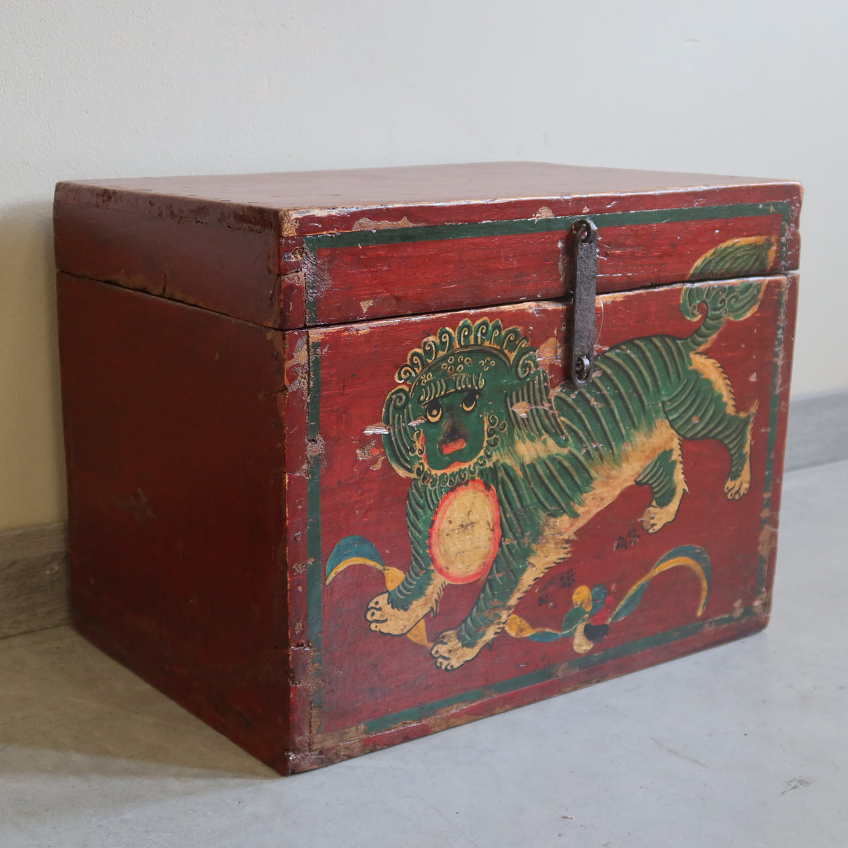 BAULETTO MONGOLIA RAFFIGURAZIONE LEONCANE
