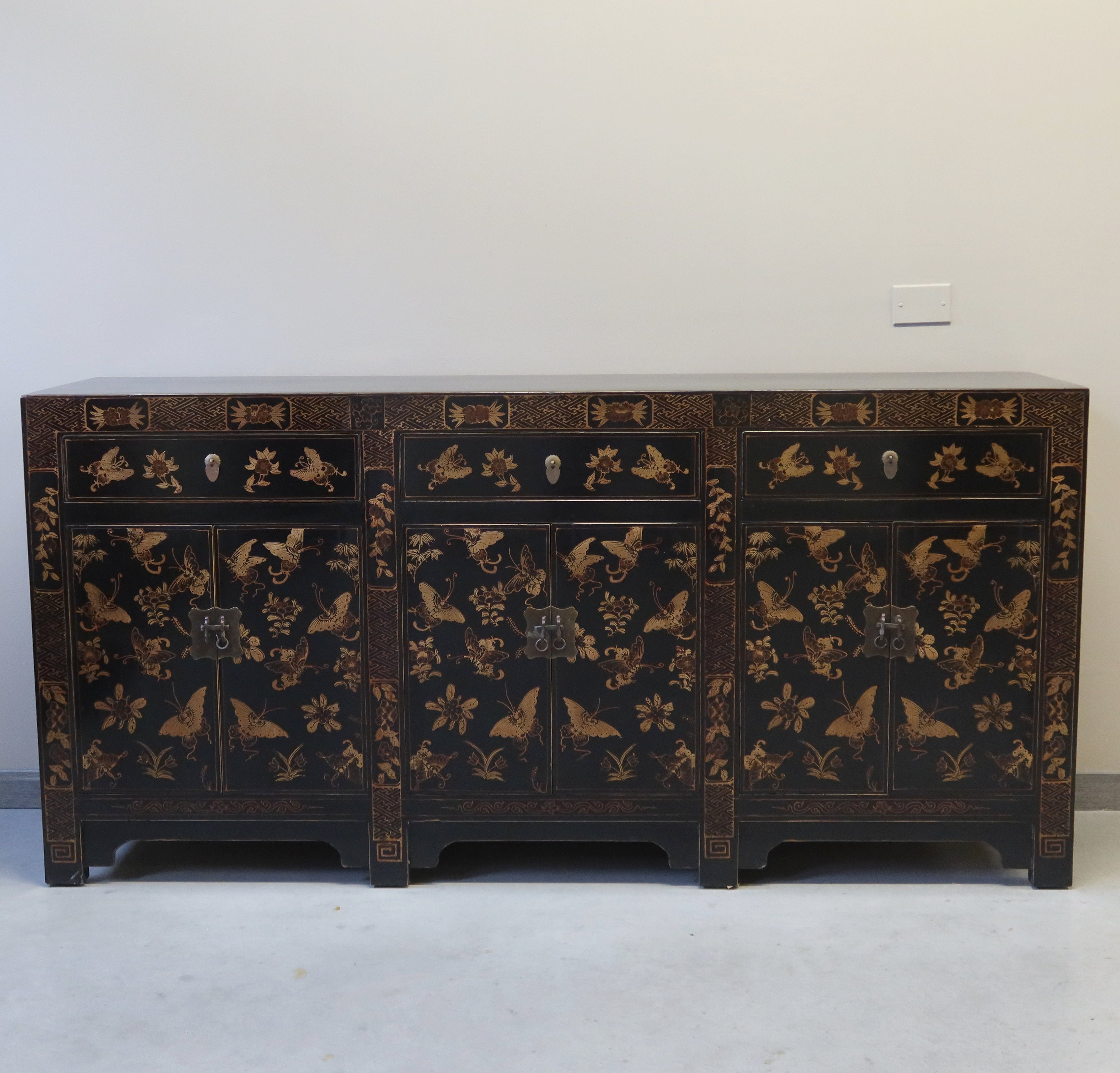 CREDENZA CINESE DI SHANXI TRIPLO VANO