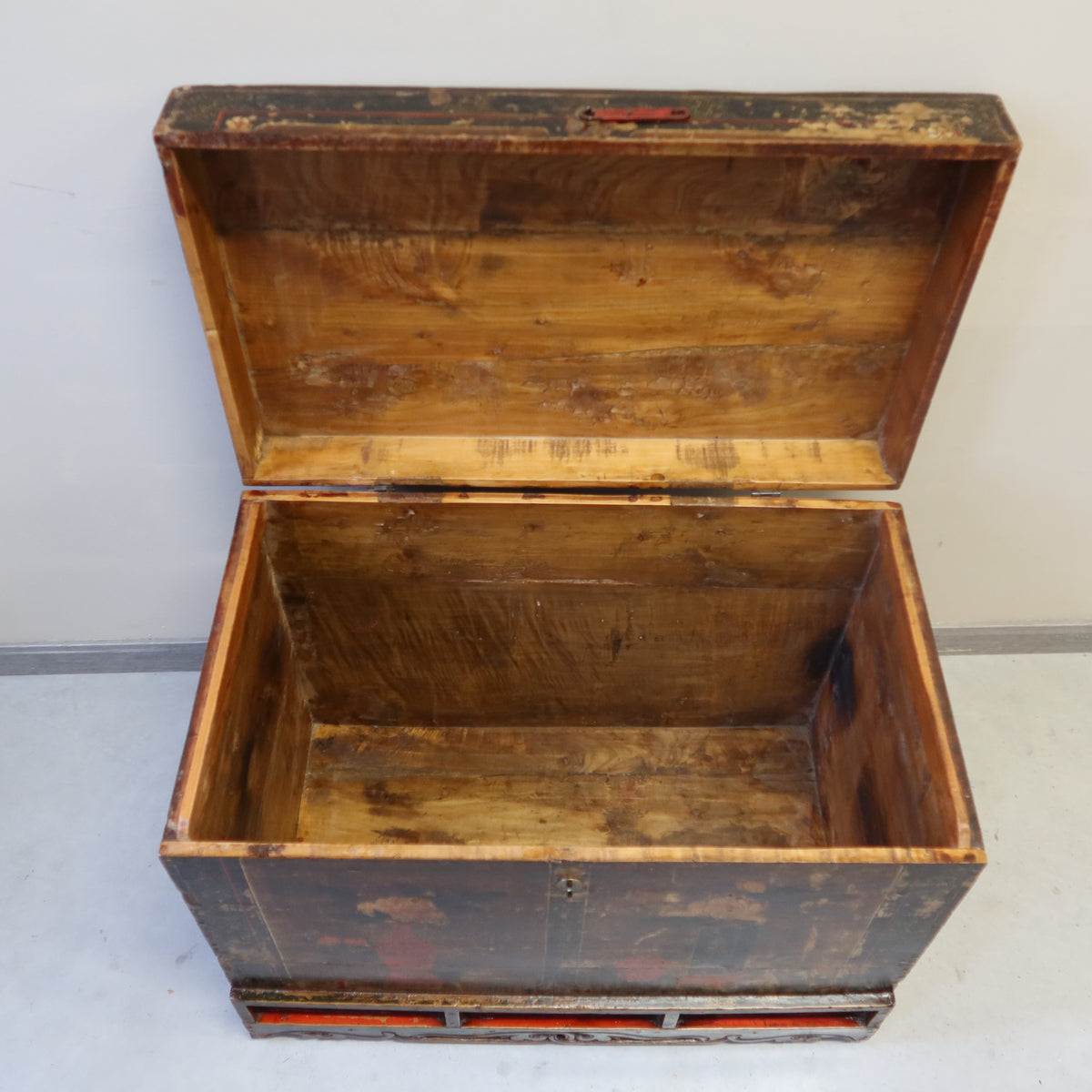 BAULE GANZU DECORATO