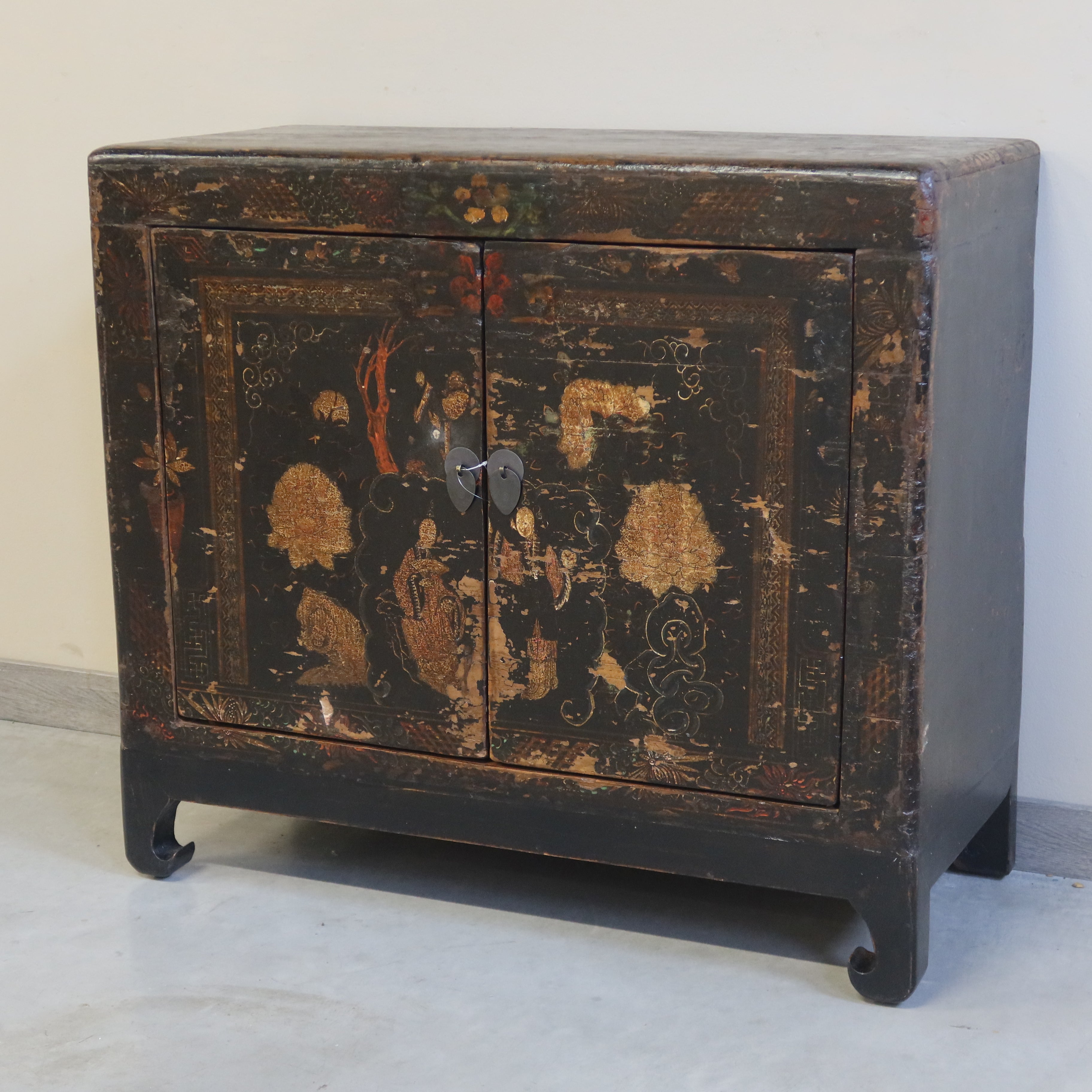 BAULE CINESE DECORATO CON APERTURA FRONTALE