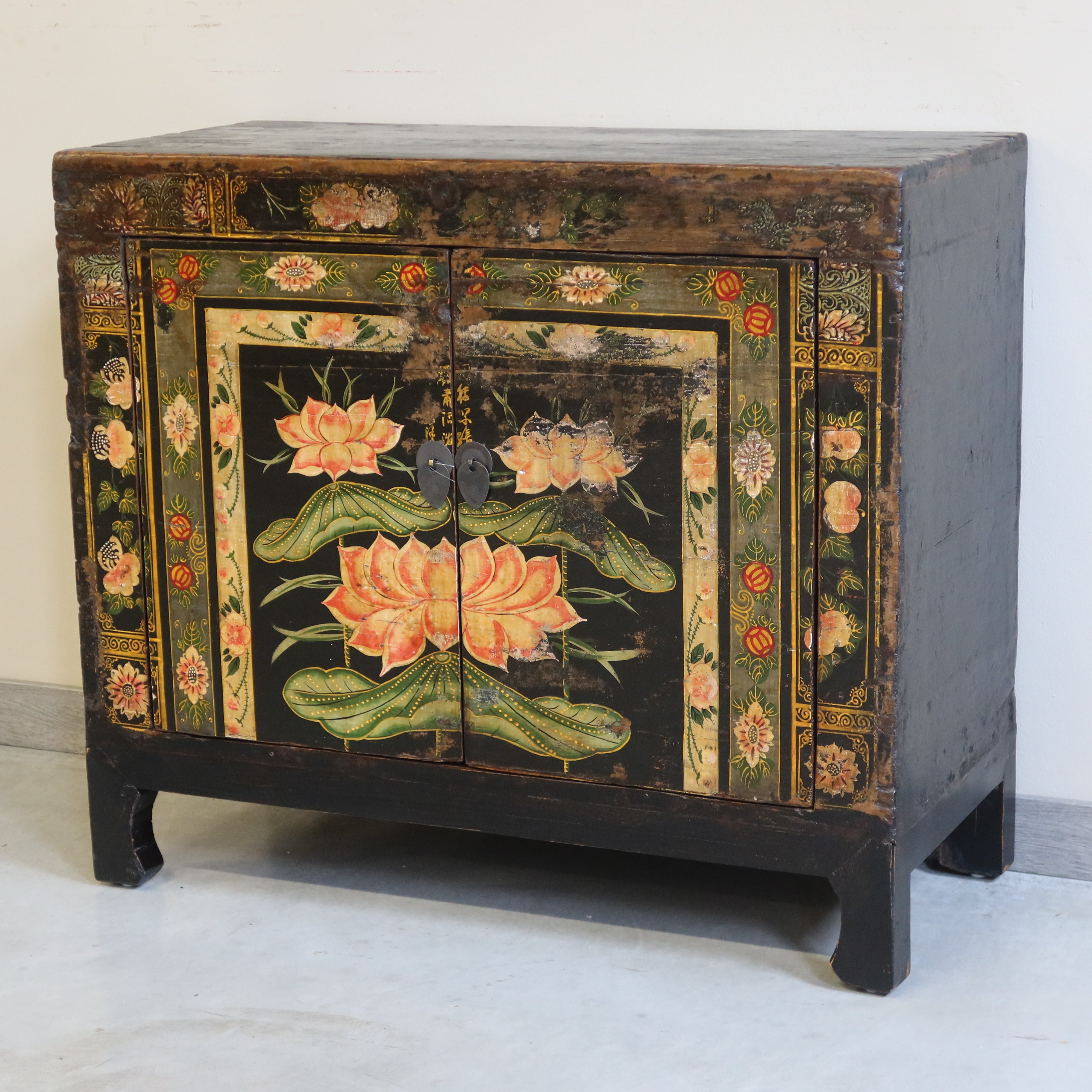 BAULE CINESE DECORATO CON APERTURA FRONTALE
