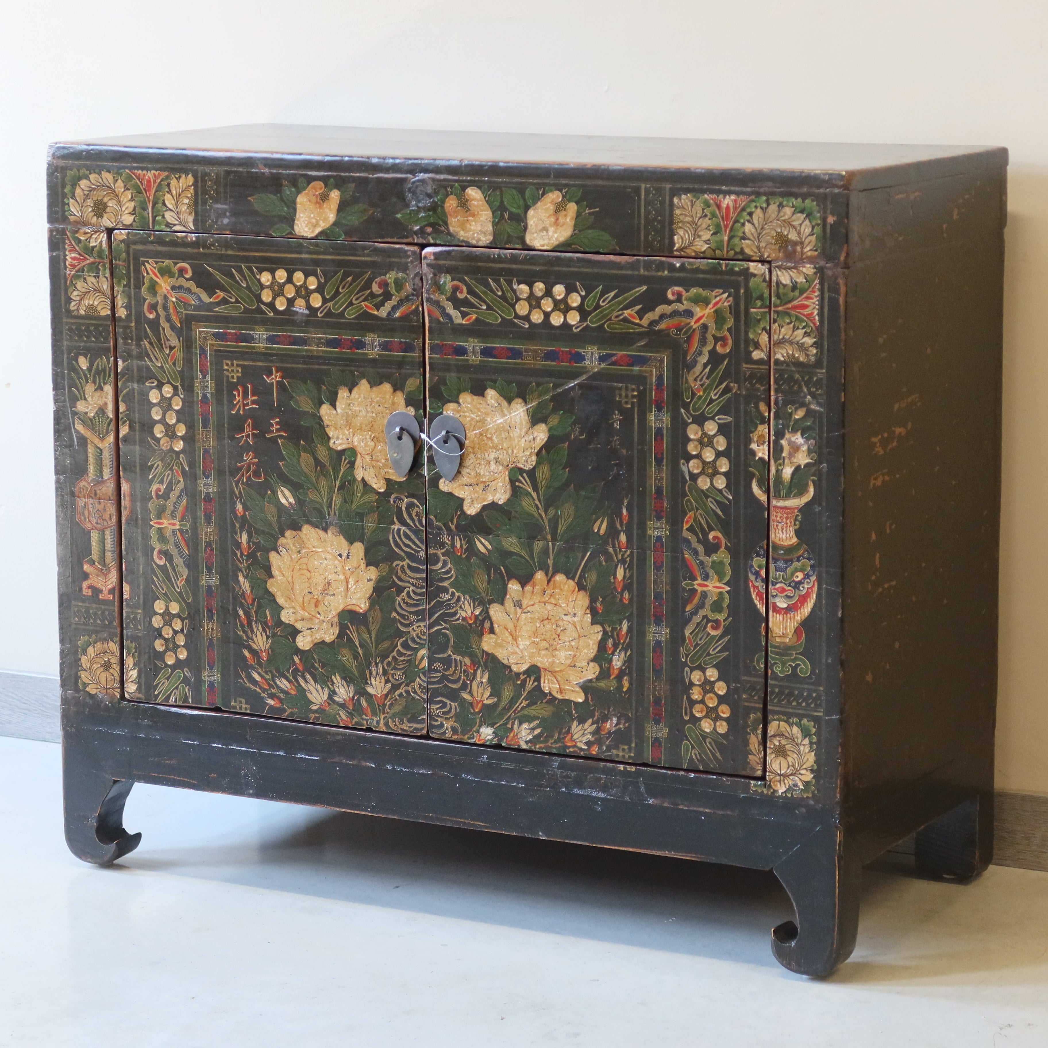 BAULE CINESE DECORATO CON APERTURA FRONTALE