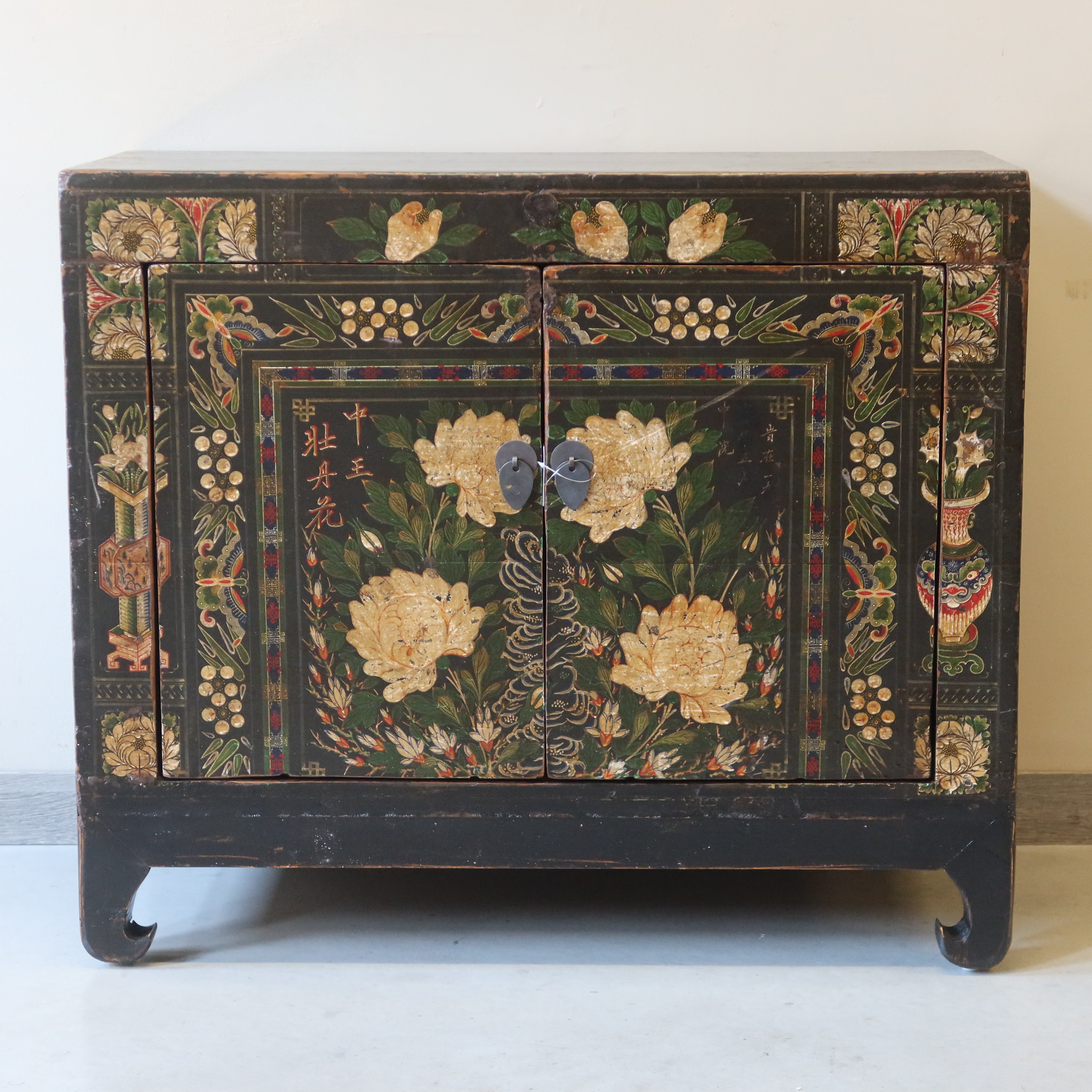 BAULE CINESE DECORATO CON APERTURA FRONTALE