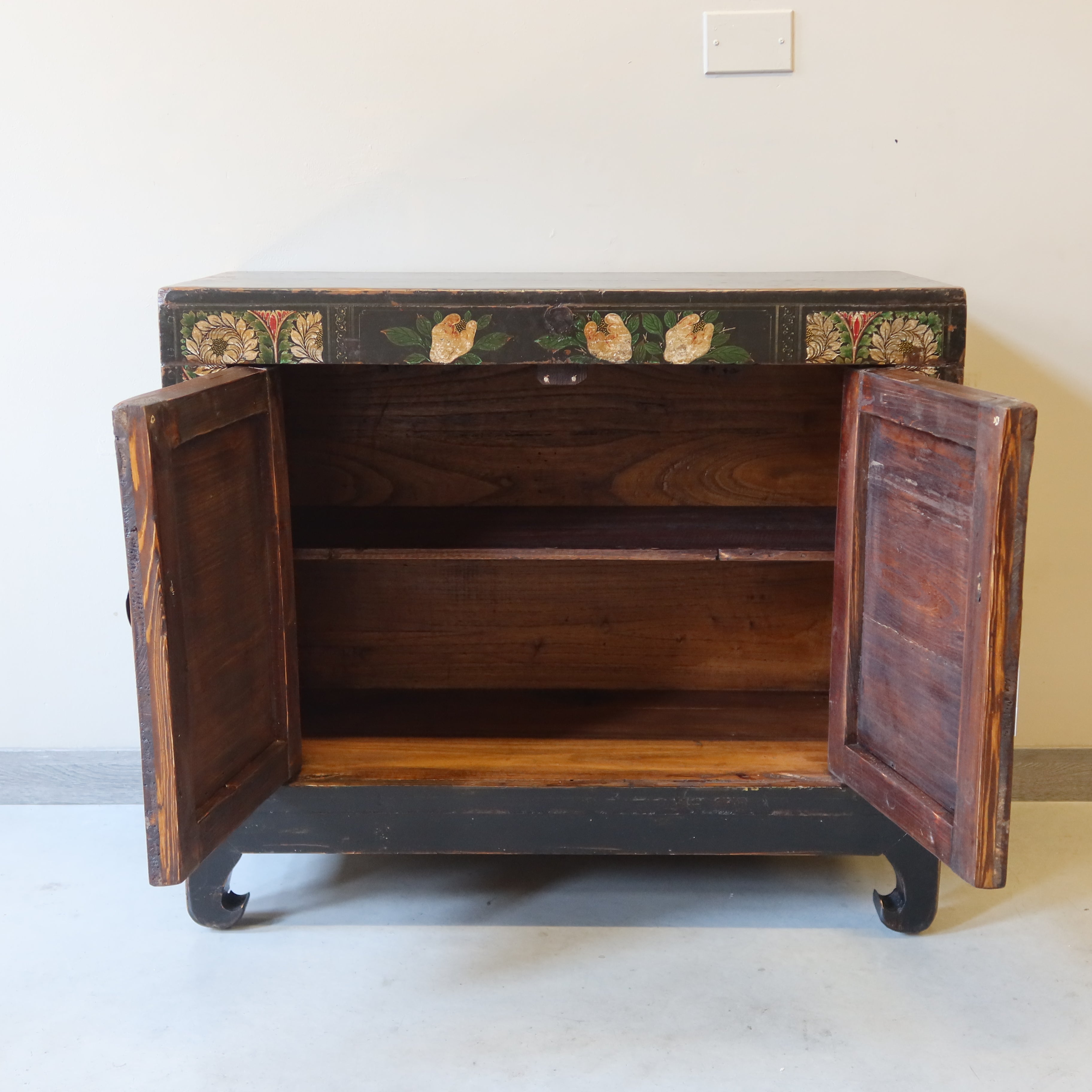 BAULE CINESE DECORATO CON APERTURA FRONTALE