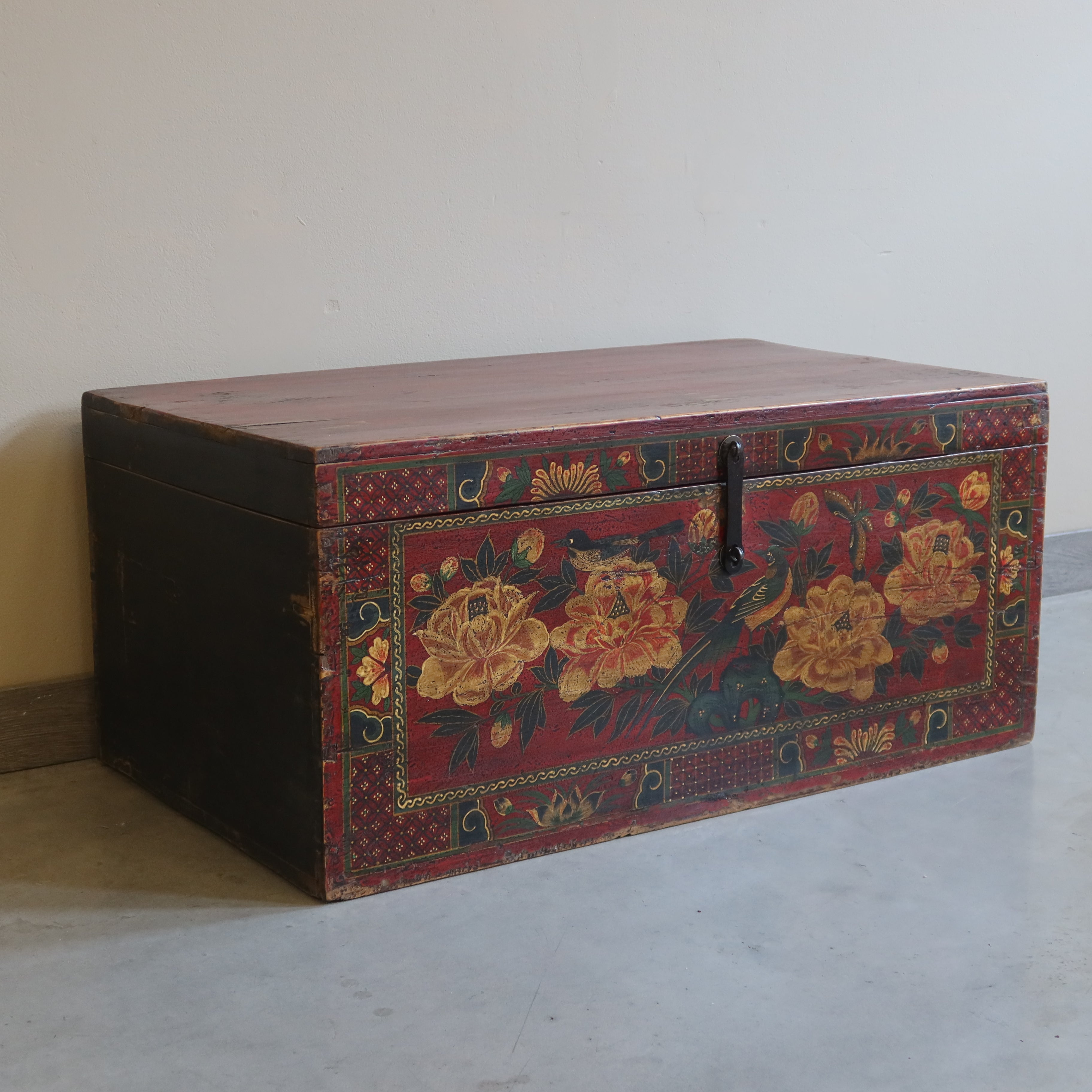 BAULE MONGOLIA DECORATO