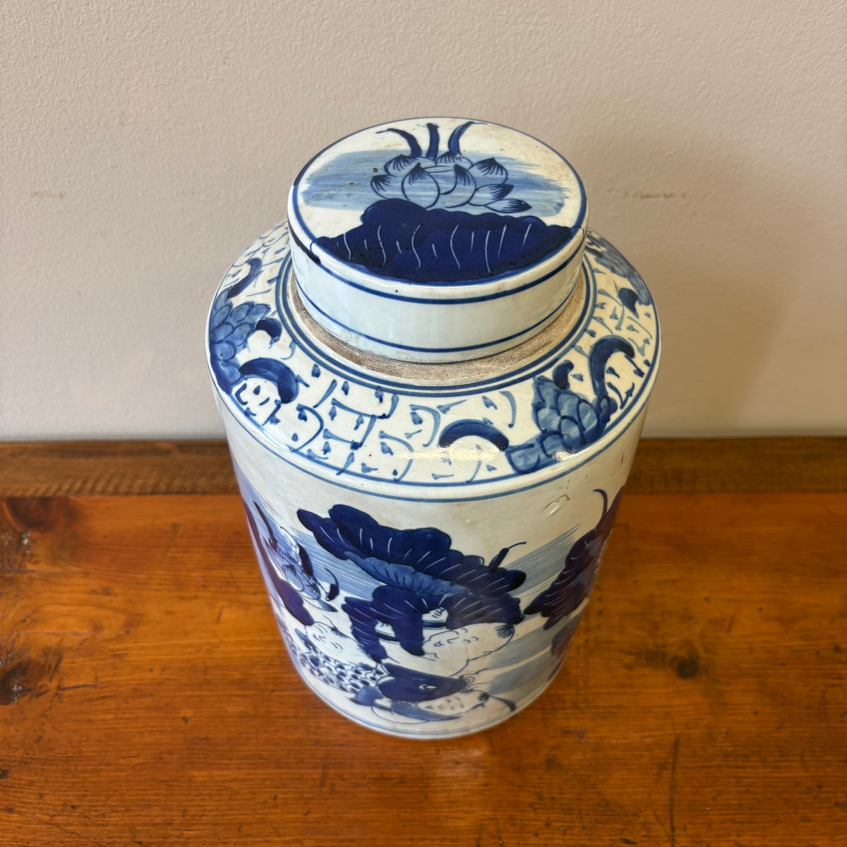 VASO CILINDRICO IN CERAMICA DIPINTA