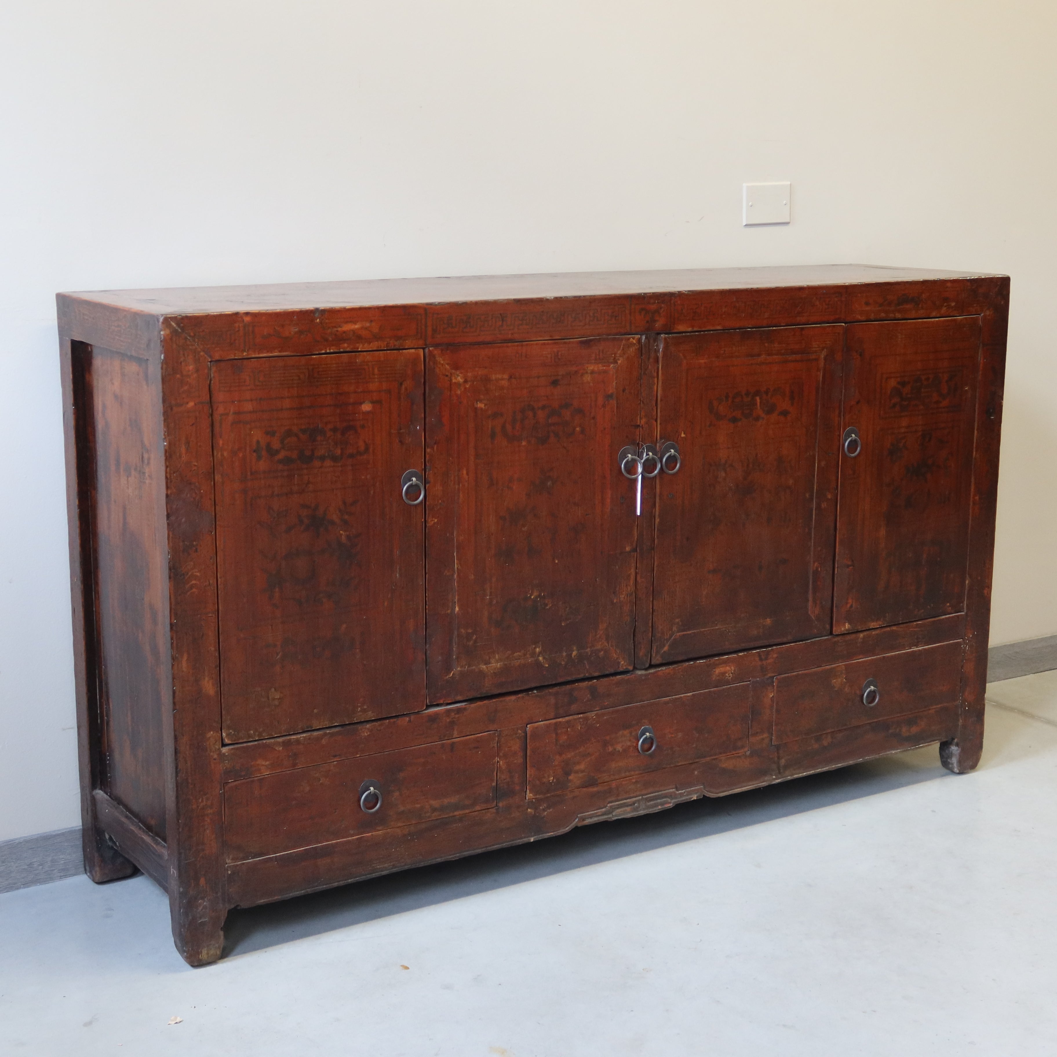BUFFET DONGBEI DECORATO