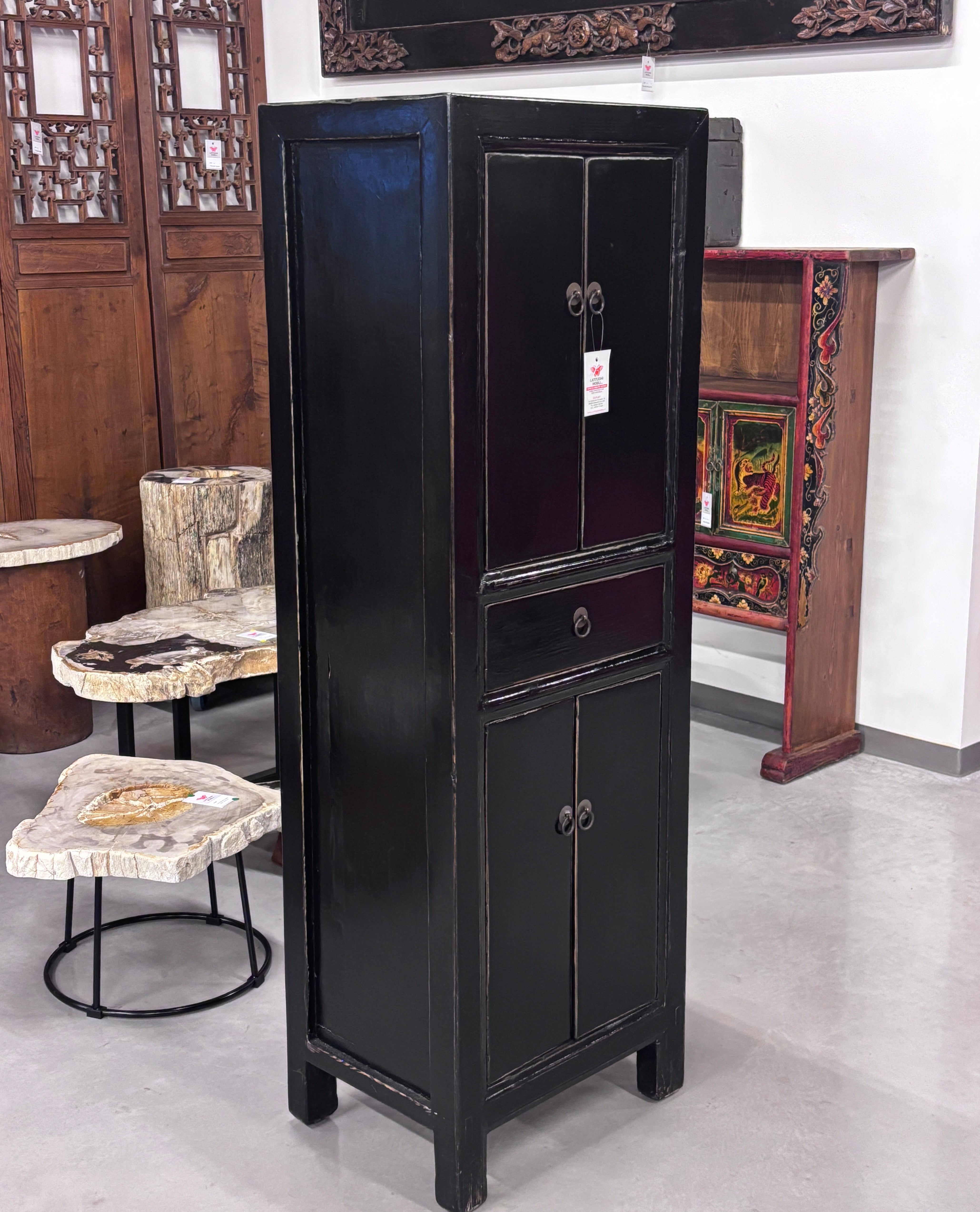 ARMADIETTO STRETTO LACCA NERA