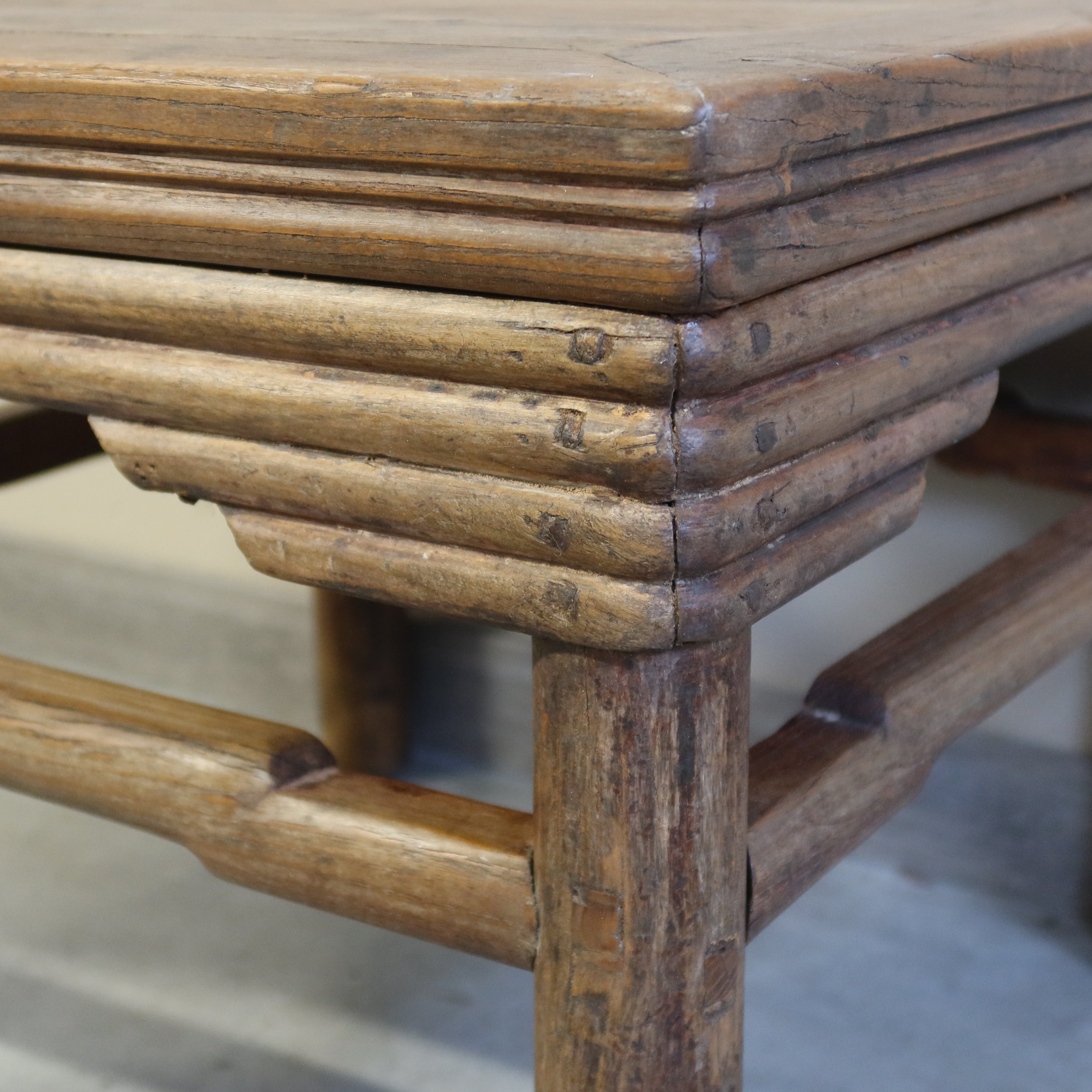 TAVOLINO QUADRATO OLMO CINESE