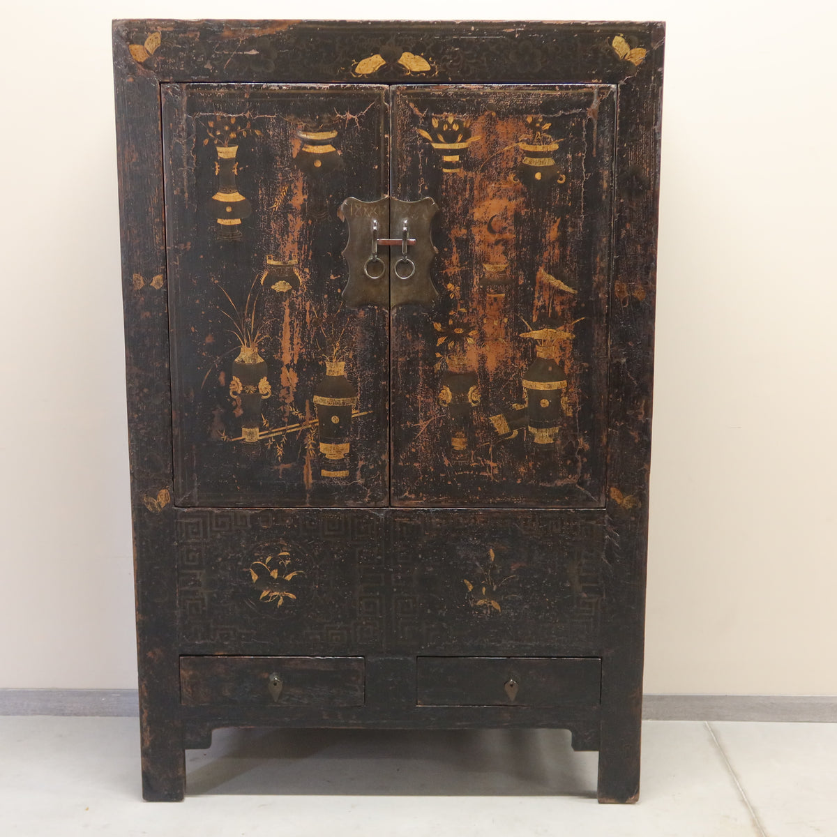 ARMADIO SHANXI NERO DECORATO
