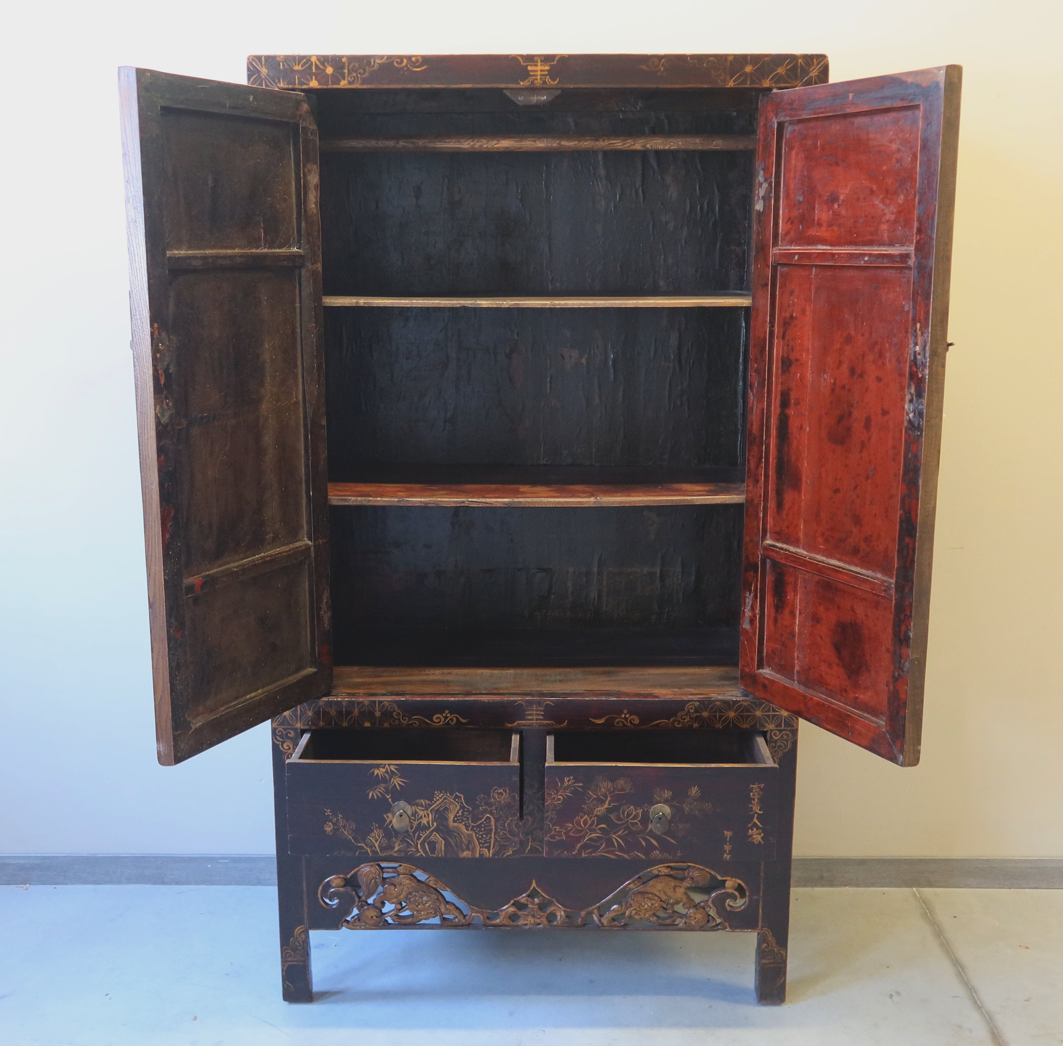 ARMADIO CINESE NERO DECORATO DELLO SHANXI
