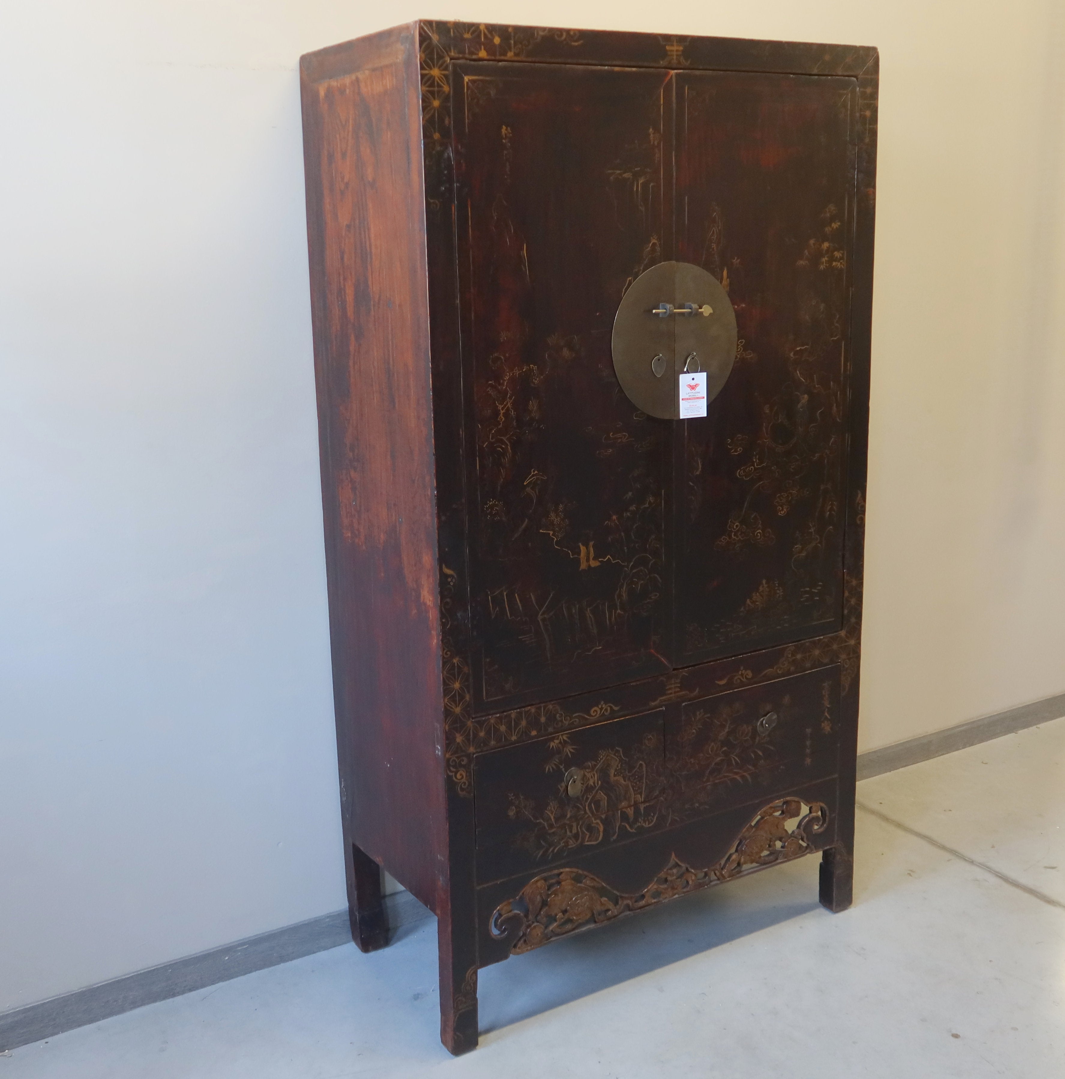 ARMADIO CINESE NERO DECORATO DELLO SHANXI