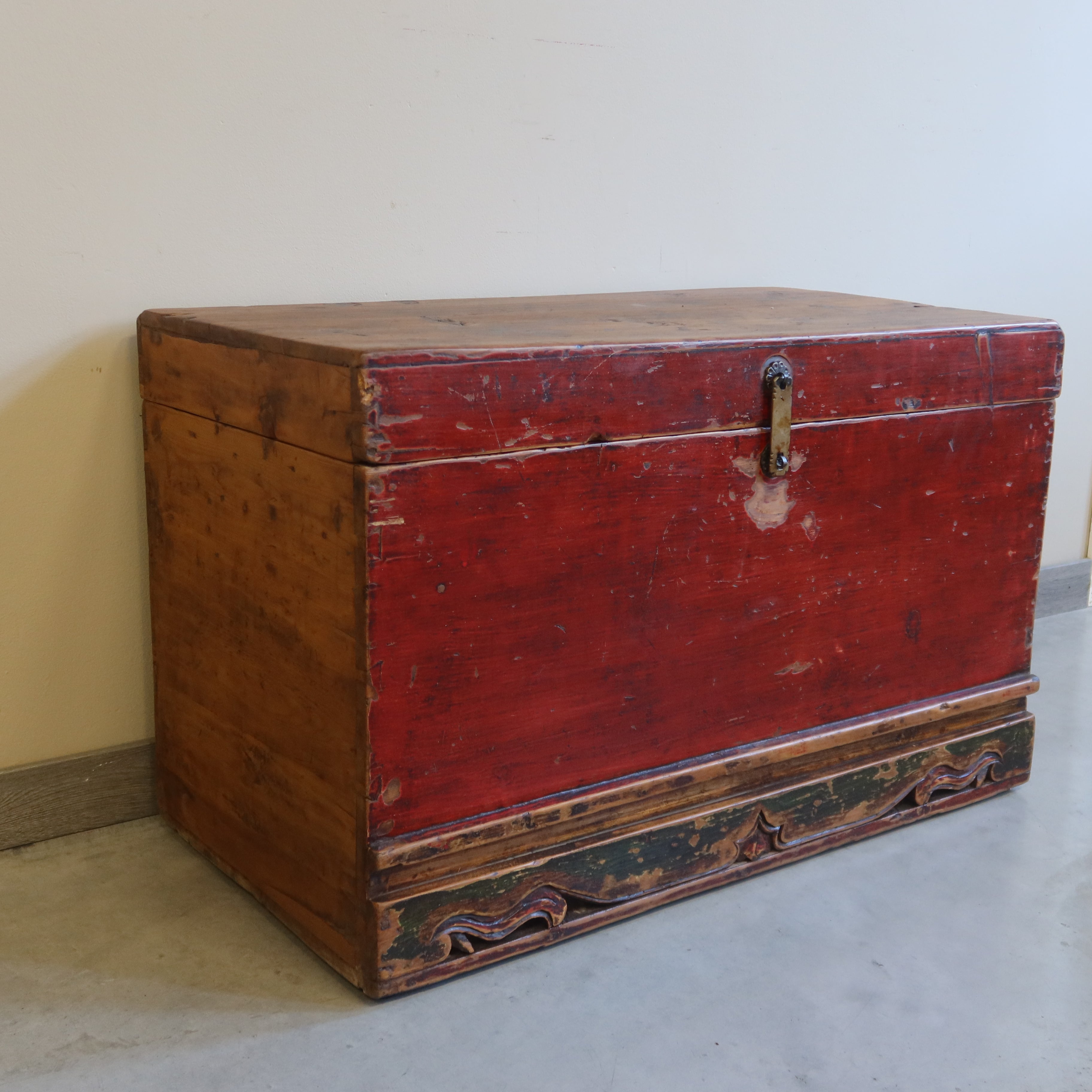 BAULE GANZU CON BASE