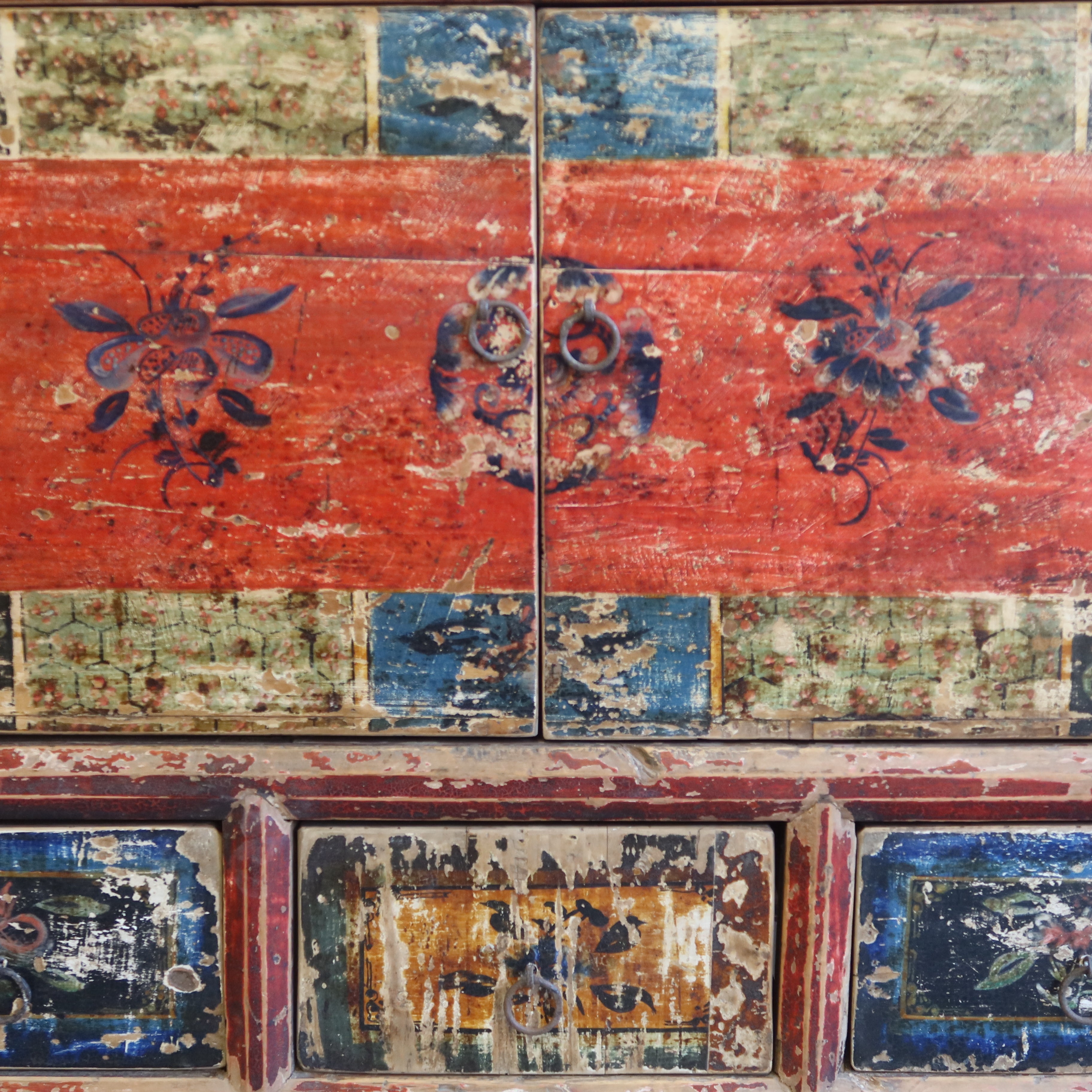 MADIA DECORATA DEL GANZU