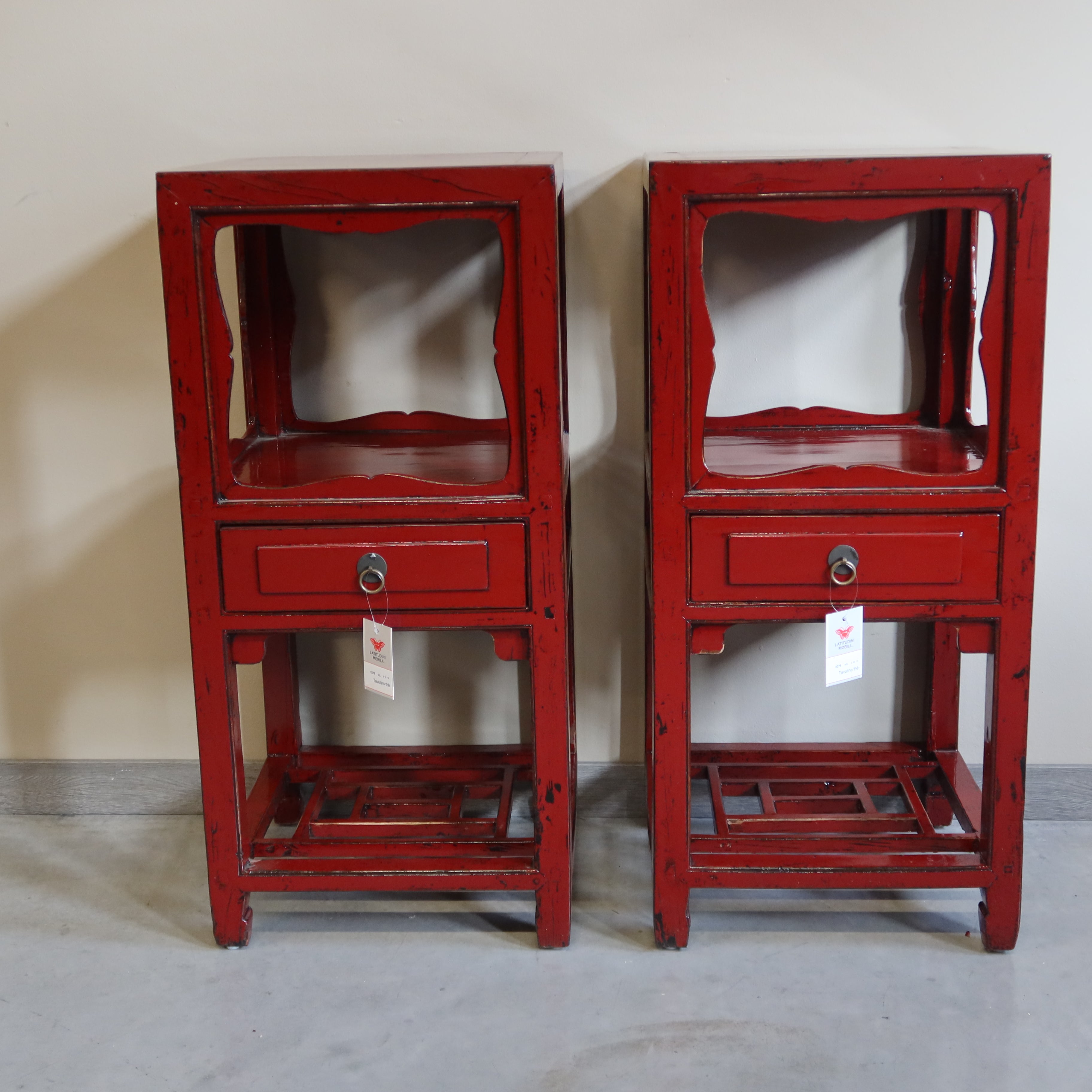 ALTO TAVOLINO DA THE LACCA BORDEAUX