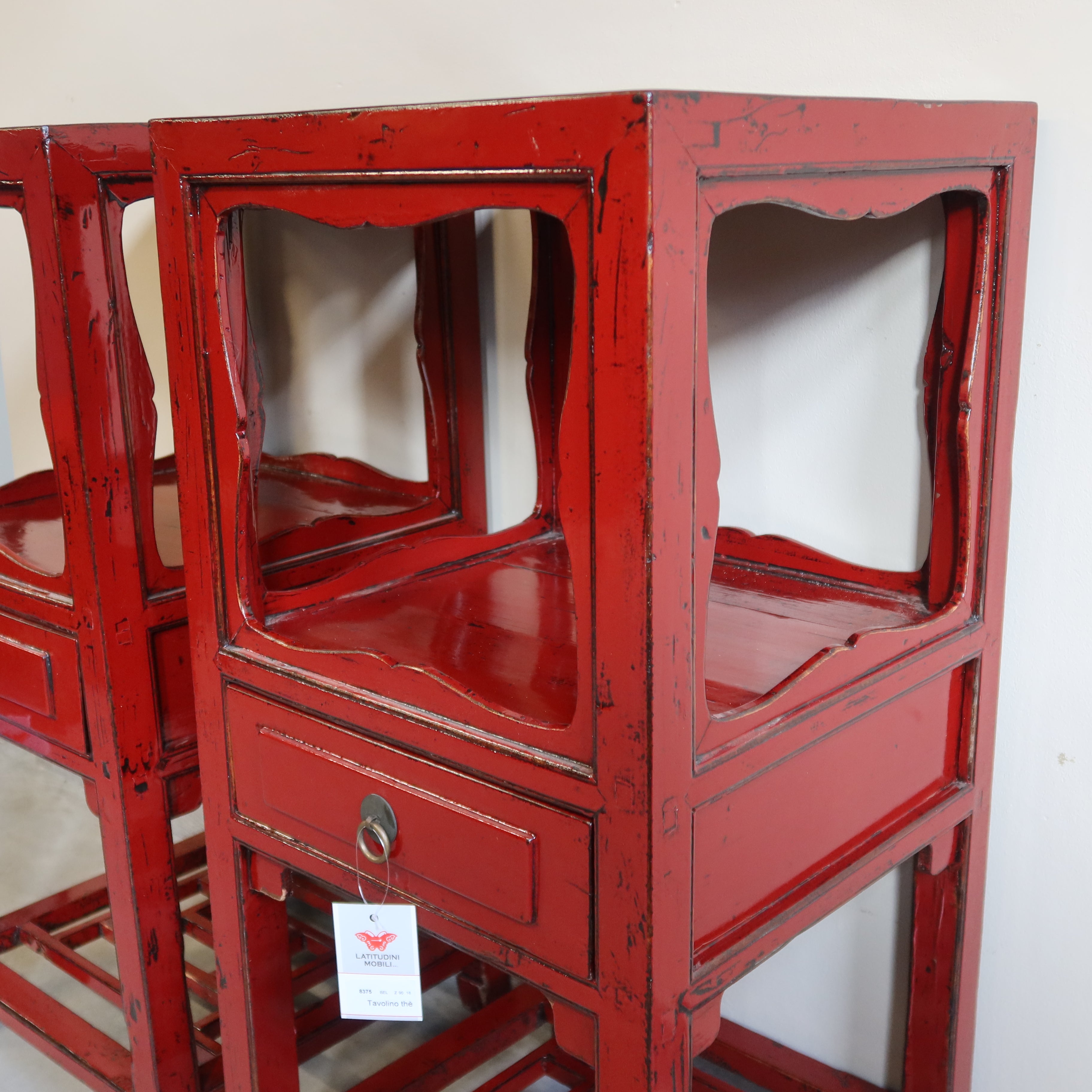 ALTO TAVOLINO DA THE LACCA BORDEAUX