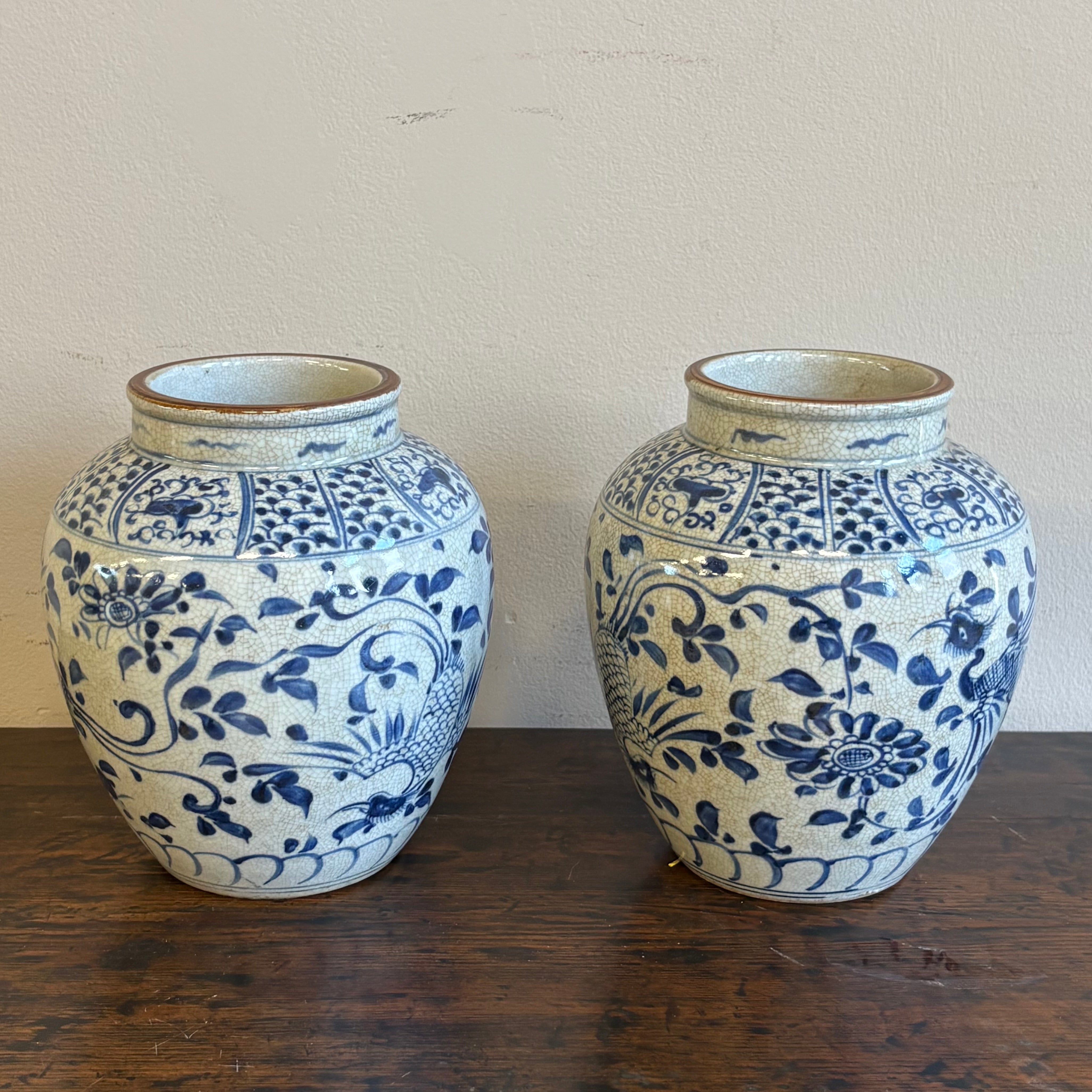VASO STONDATO IN CERAMICA