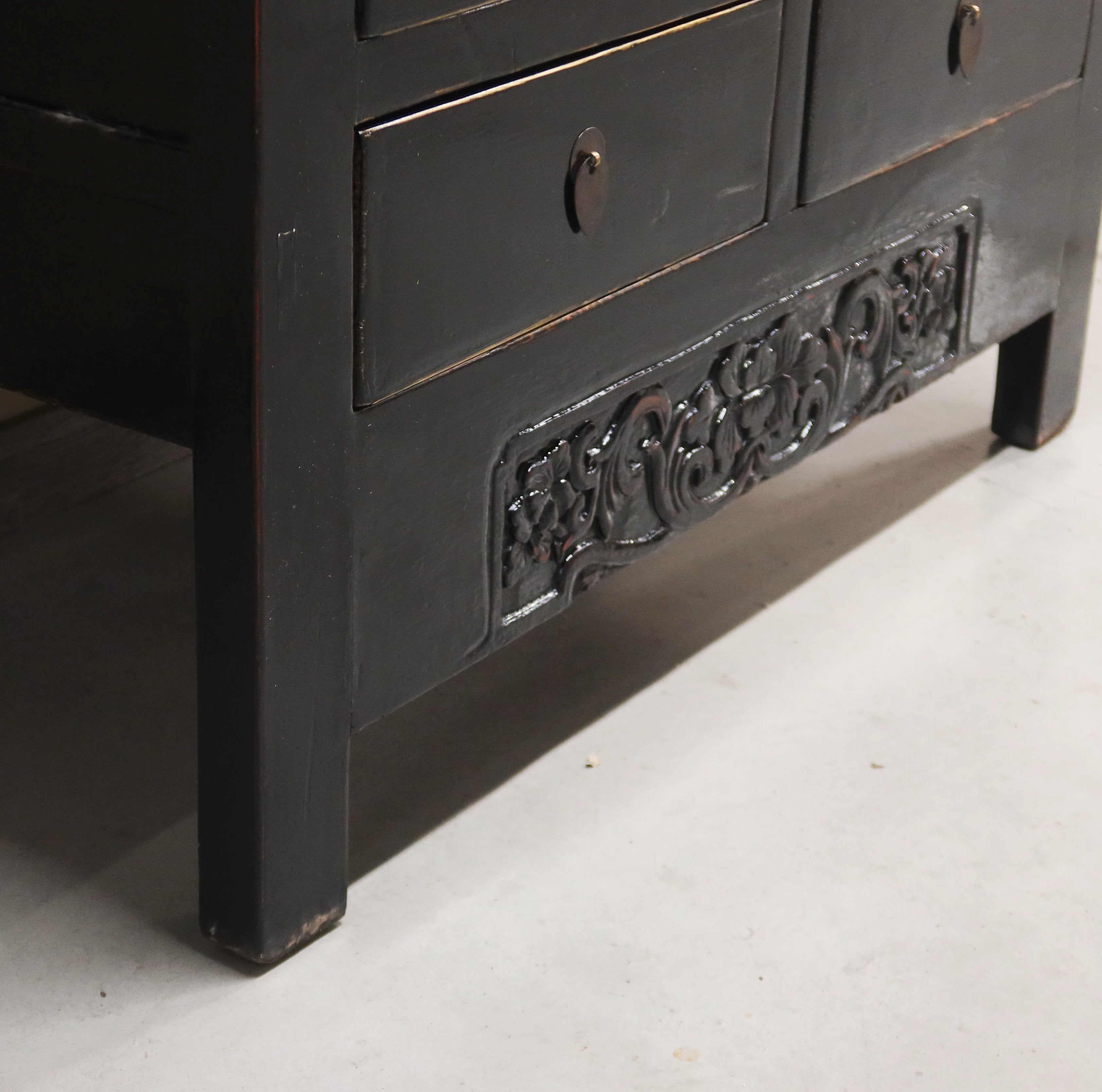 ARMADIO CINESE LACCA NERA